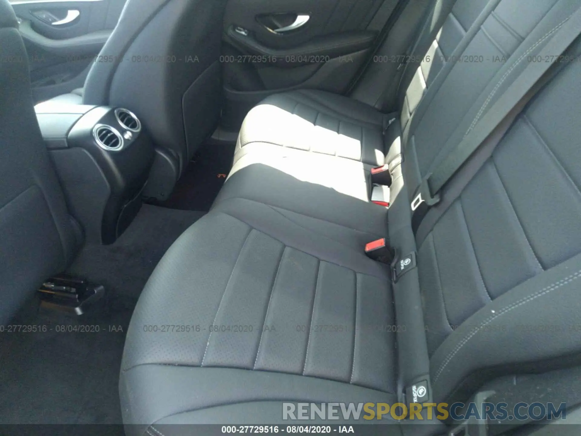 8 Photograph of a damaged car WDC0G8EB4LF708610 MERCEDES-BENZ GLC 2020