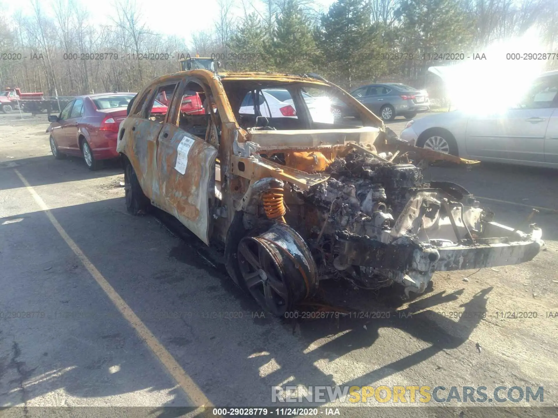 1 Photograph of a damaged car WDC0G8EB8LF703586 MERCEDES-BENZ GLC 2020