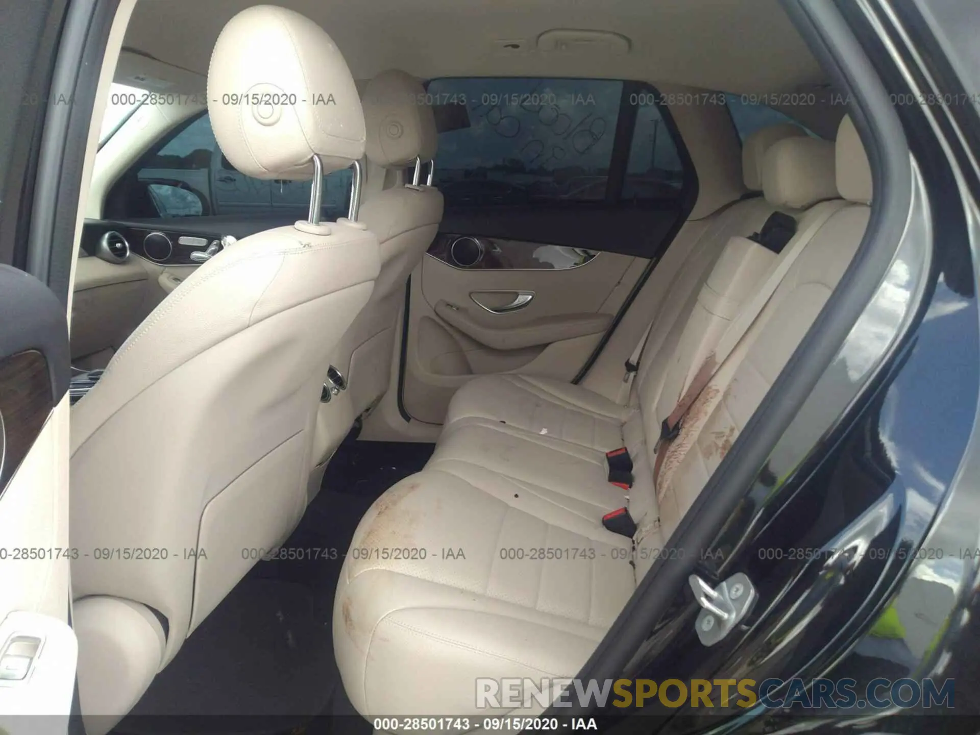 8 Photograph of a damaged car WDC0G8EB8LF712403 MERCEDES-BENZ GLC 2020