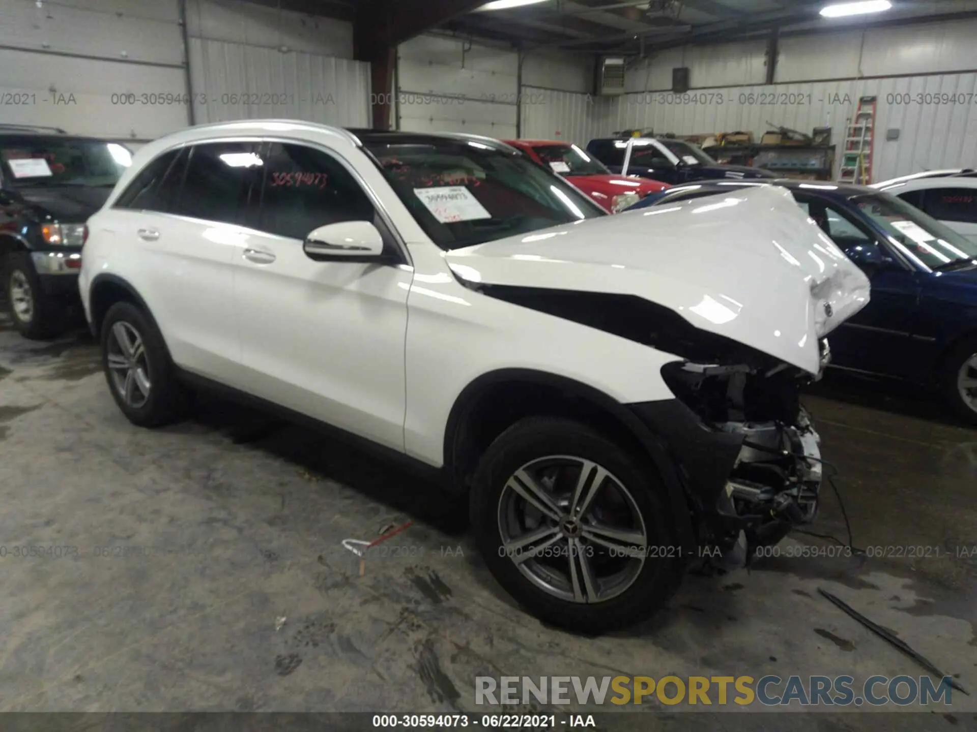 1 Photograph of a damaged car WDC0G8EB9LF682926 MERCEDES-BENZ GLC 2020