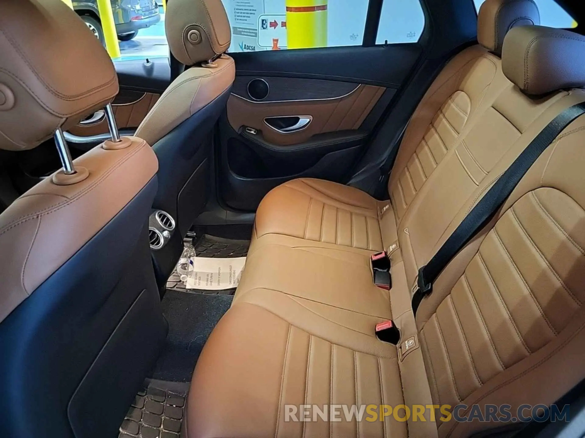 7 Photograph of a damaged car W1N0G6EB7NG076525 MERCEDES-BENZ GLC 2022