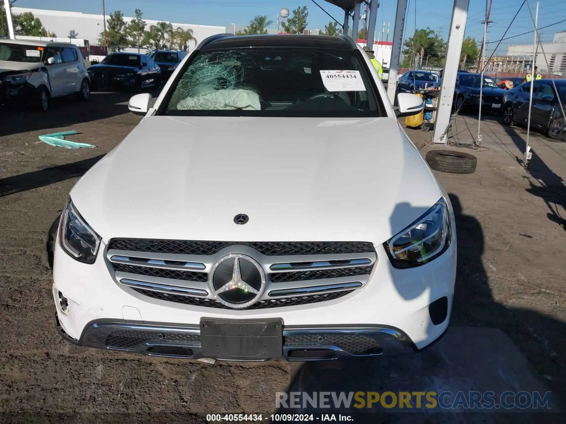 13 Photograph of a damaged car W1N0G8DB8NV378639 MERCEDES-BENZ GLC 2022