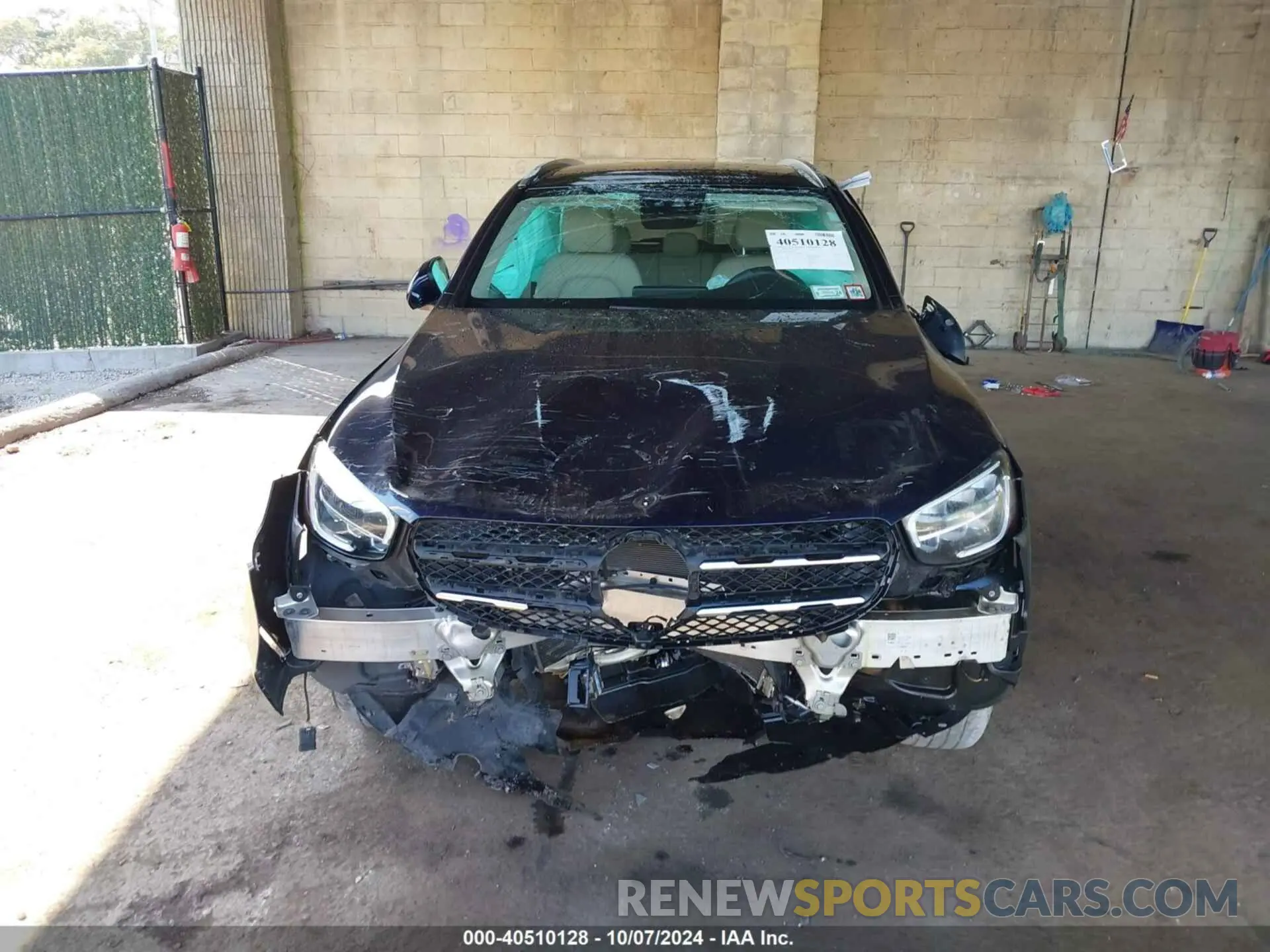 12 Photograph of a damaged car W1N0G8EB6NG045245 MERCEDES-BENZ GLC 2022