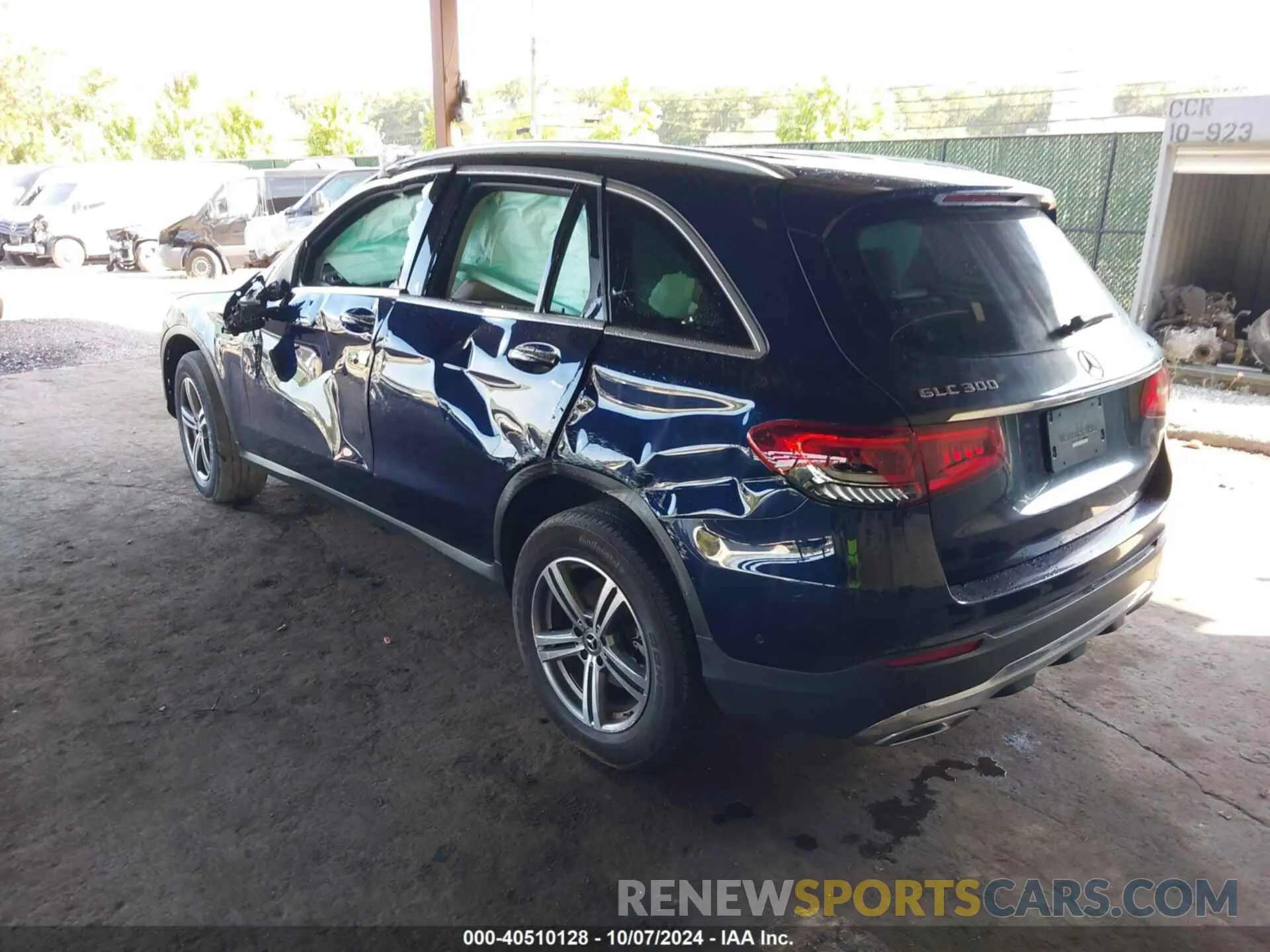 3 Photograph of a damaged car W1N0G8EB6NG045245 MERCEDES-BENZ GLC 2022