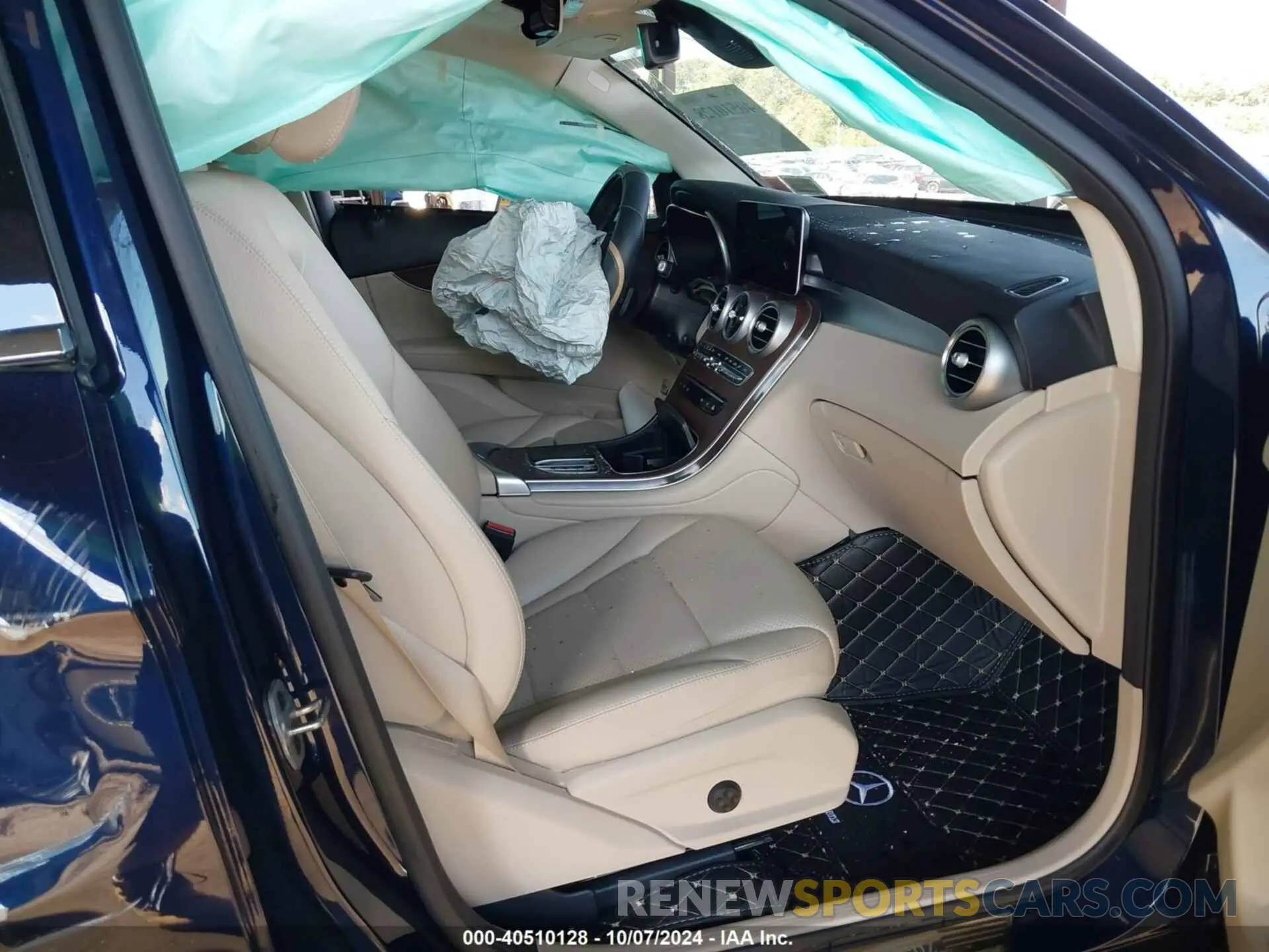 5 Photograph of a damaged car W1N0G8EB6NG045245 MERCEDES-BENZ GLC 2022