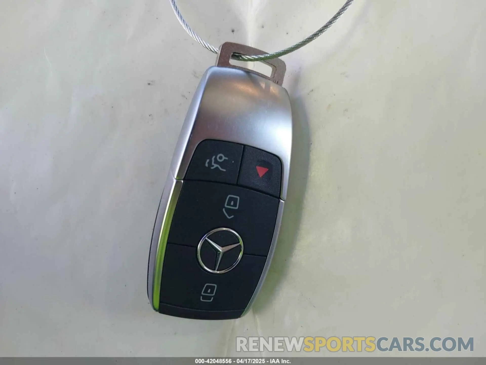 11 Photograph of a damaged car W1N0G8EBXNG118505 MERCEDES-BENZ GLC 2022
