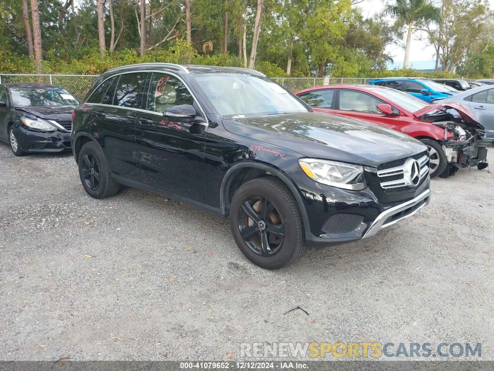 1 Photograph of a damaged car WDC0G4JB0KV144845 MERCEDES-BENZ GLC 300 2019