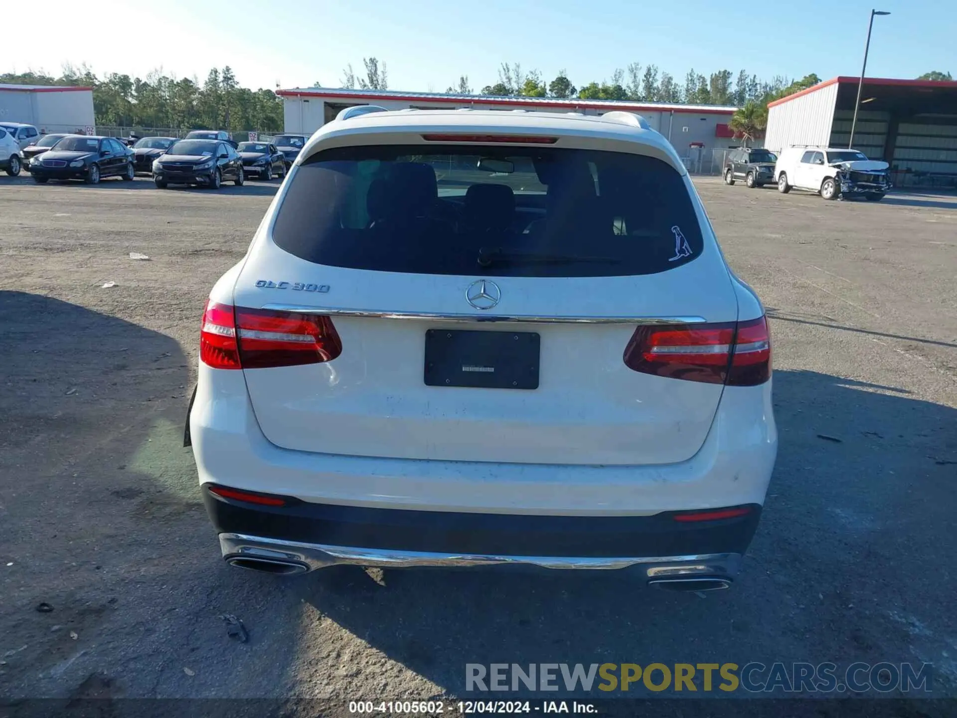16 Фотография поврежденного автомобиля WDC0G4JB0KV188649 MERCEDES-BENZ GLC 300 2019