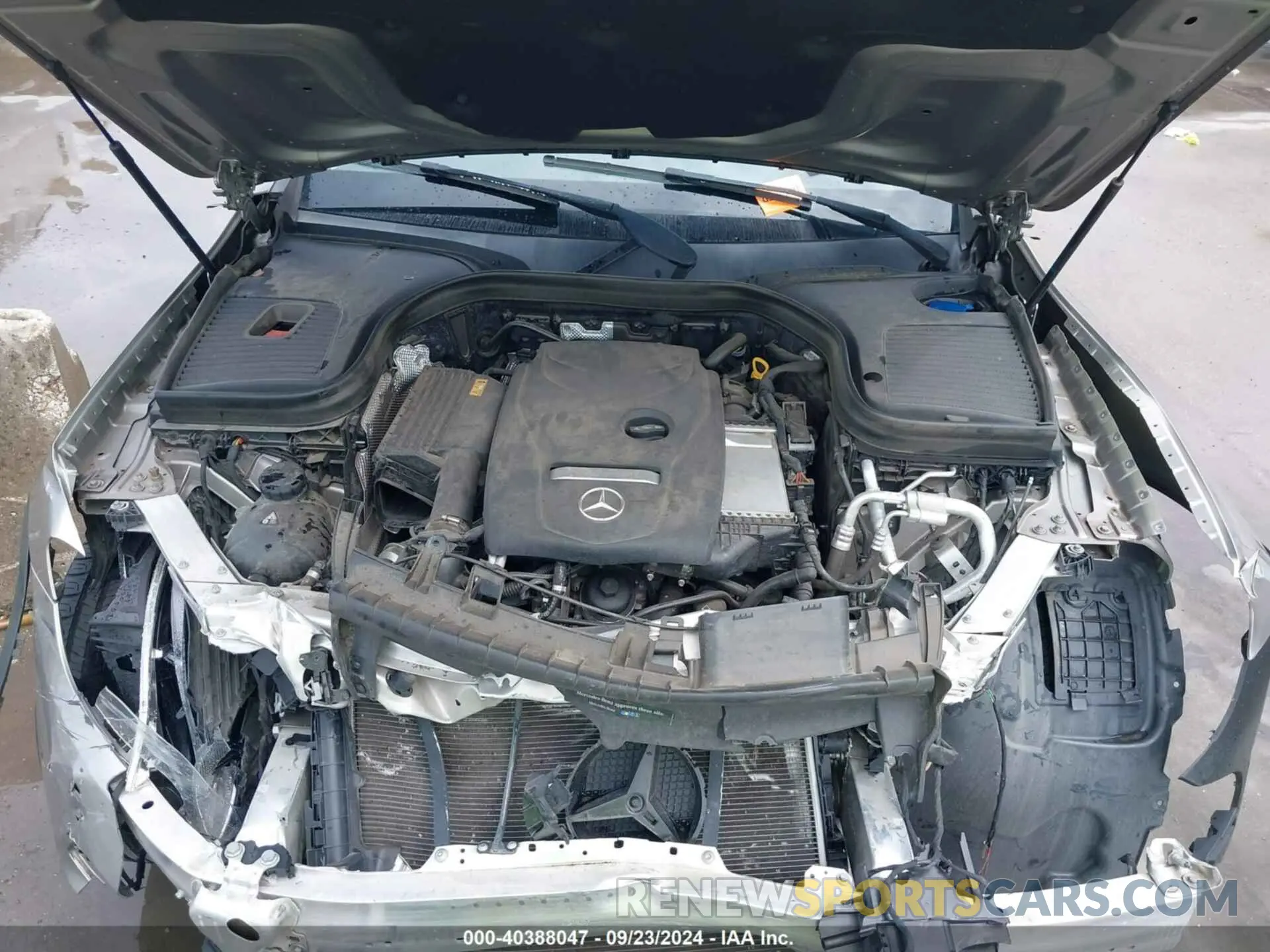 10 Photograph of a damaged car WDC0G4JB1KF553057 MERCEDES-BENZ GLC 300 2019