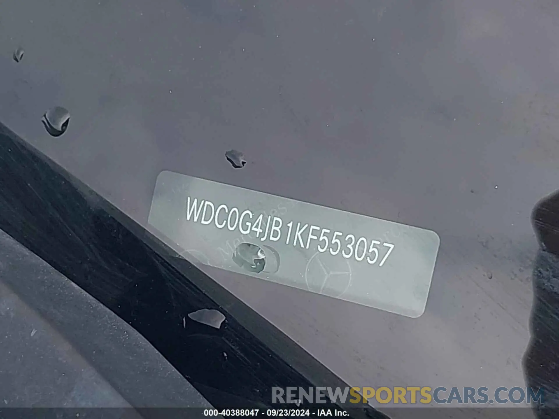 18 Photograph of a damaged car WDC0G4JB1KF553057 MERCEDES-BENZ GLC 300 2019