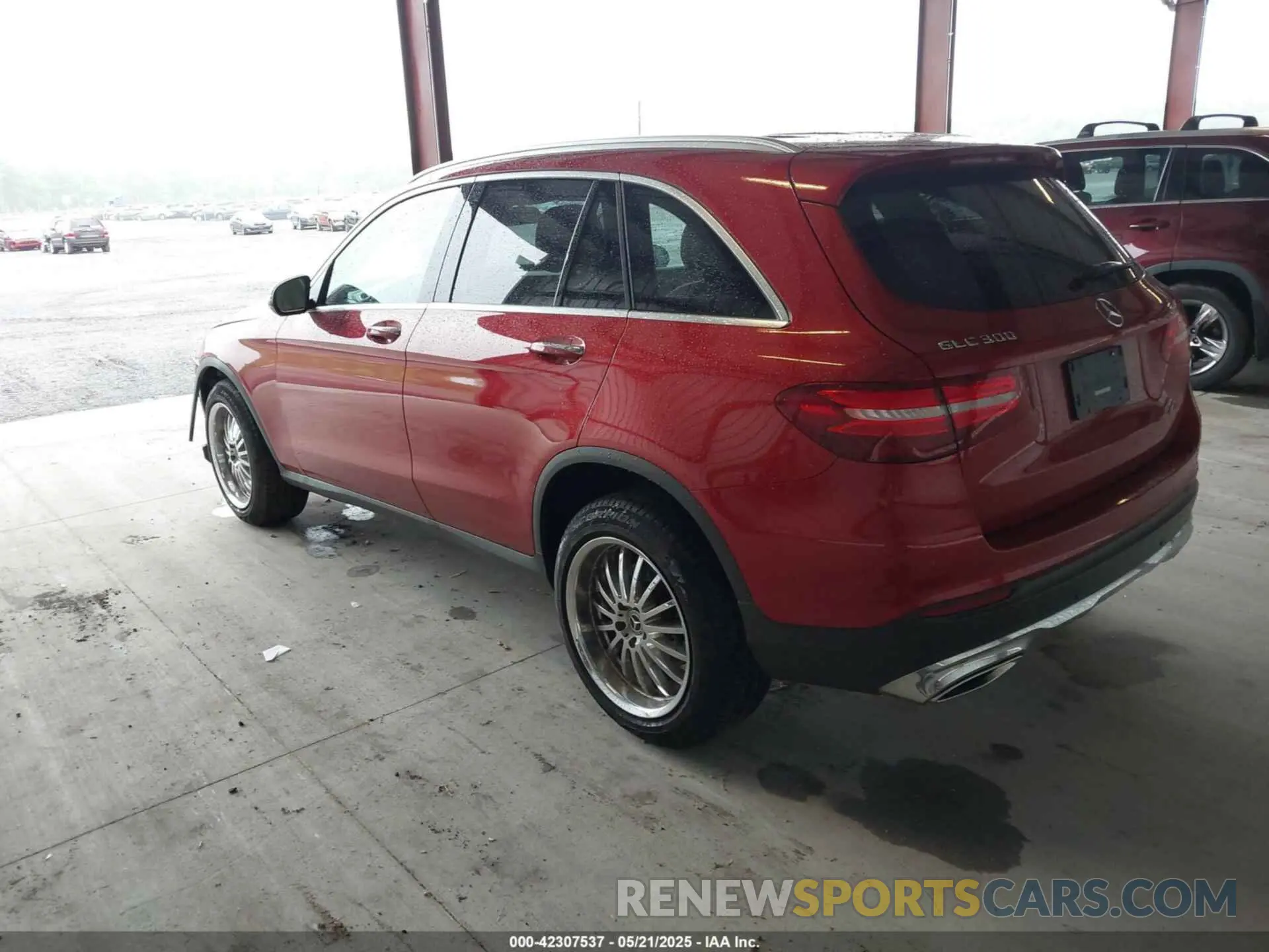 3 Фотография поврежденного автомобиля WDC0G4JB1KV139959 MERCEDES-BENZ GLC 300 2019