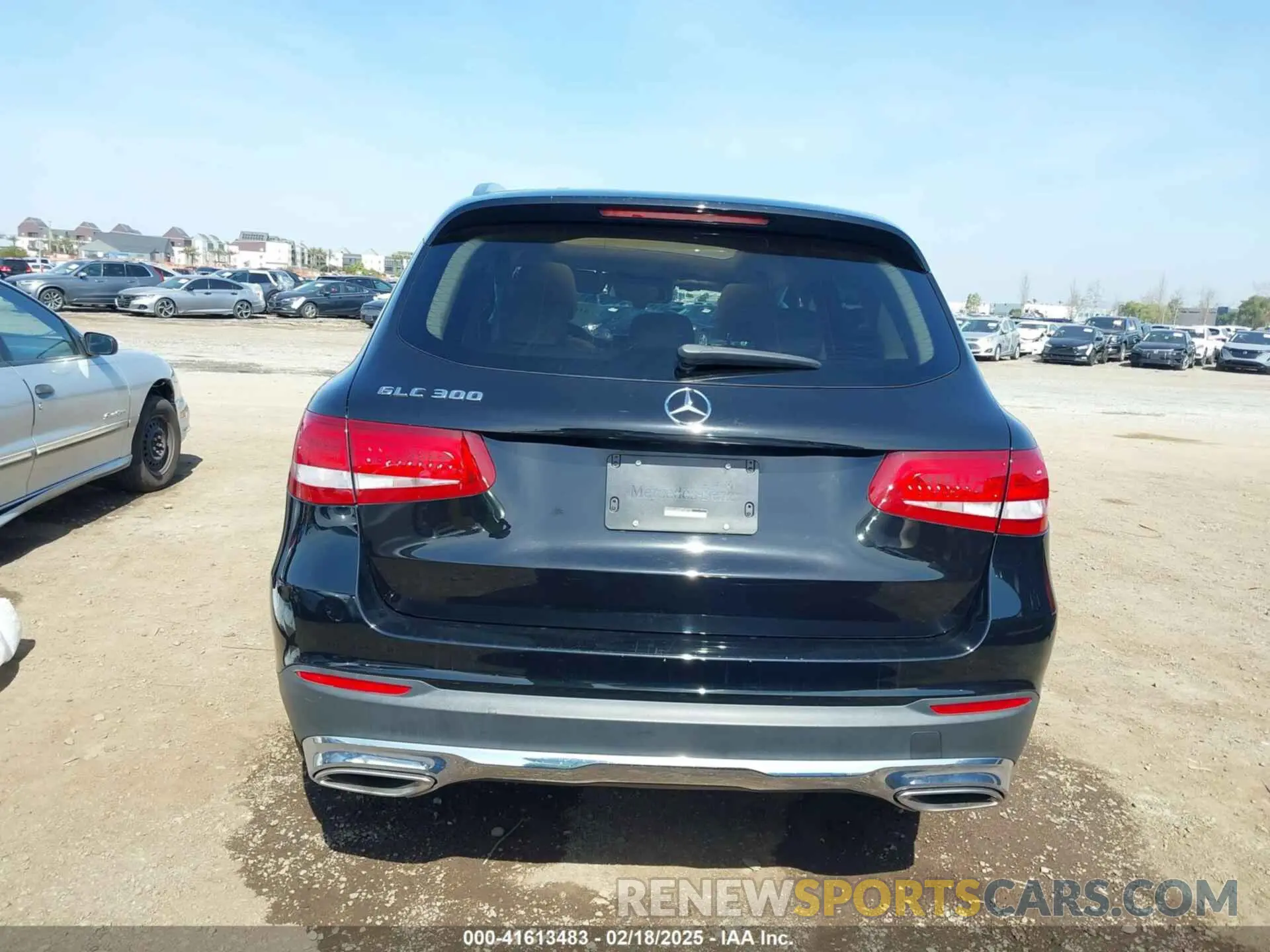 16 Photograph of a damaged car WDC0G4JB4KF590720 MERCEDES-BENZ GLC 300 2019