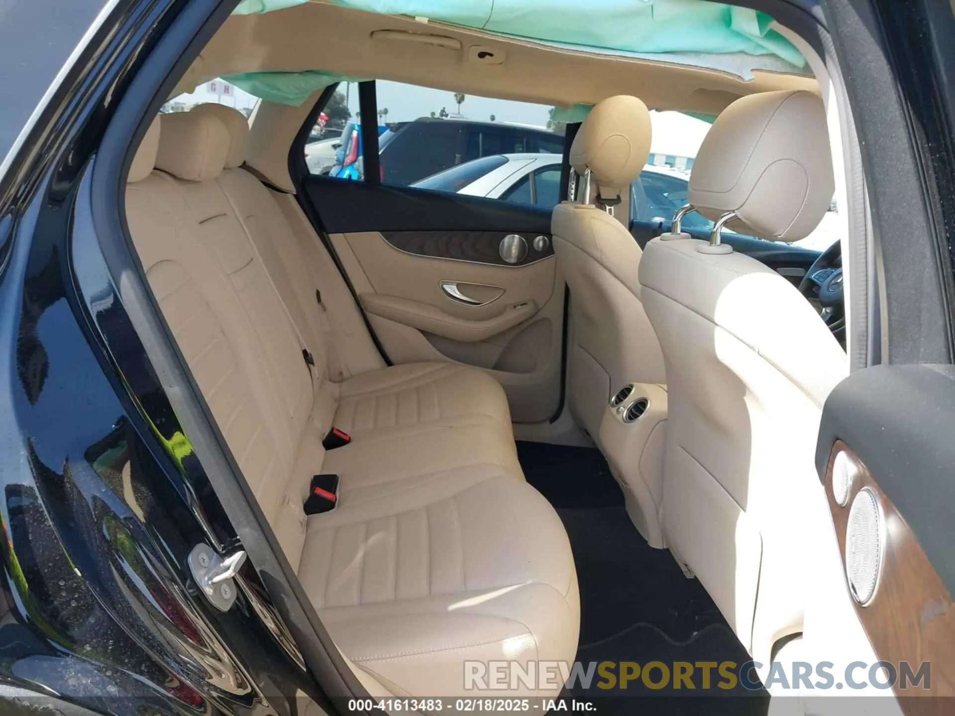 8 Photograph of a damaged car WDC0G4JB4KF590720 MERCEDES-BENZ GLC 300 2019