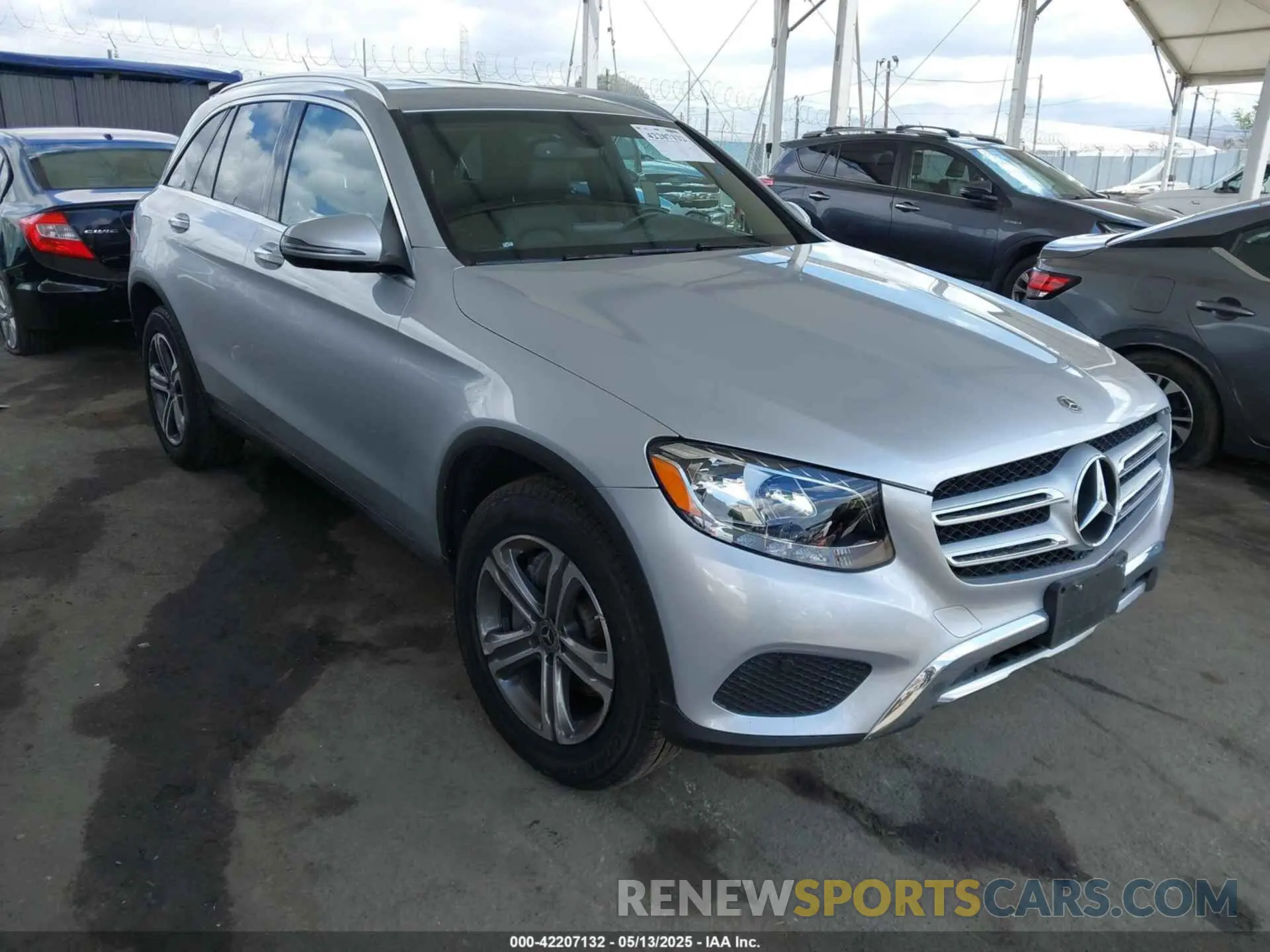 1 Photograph of a damaged car WDC0G4JB4KV129605 MERCEDES-BENZ GLC 300 2019