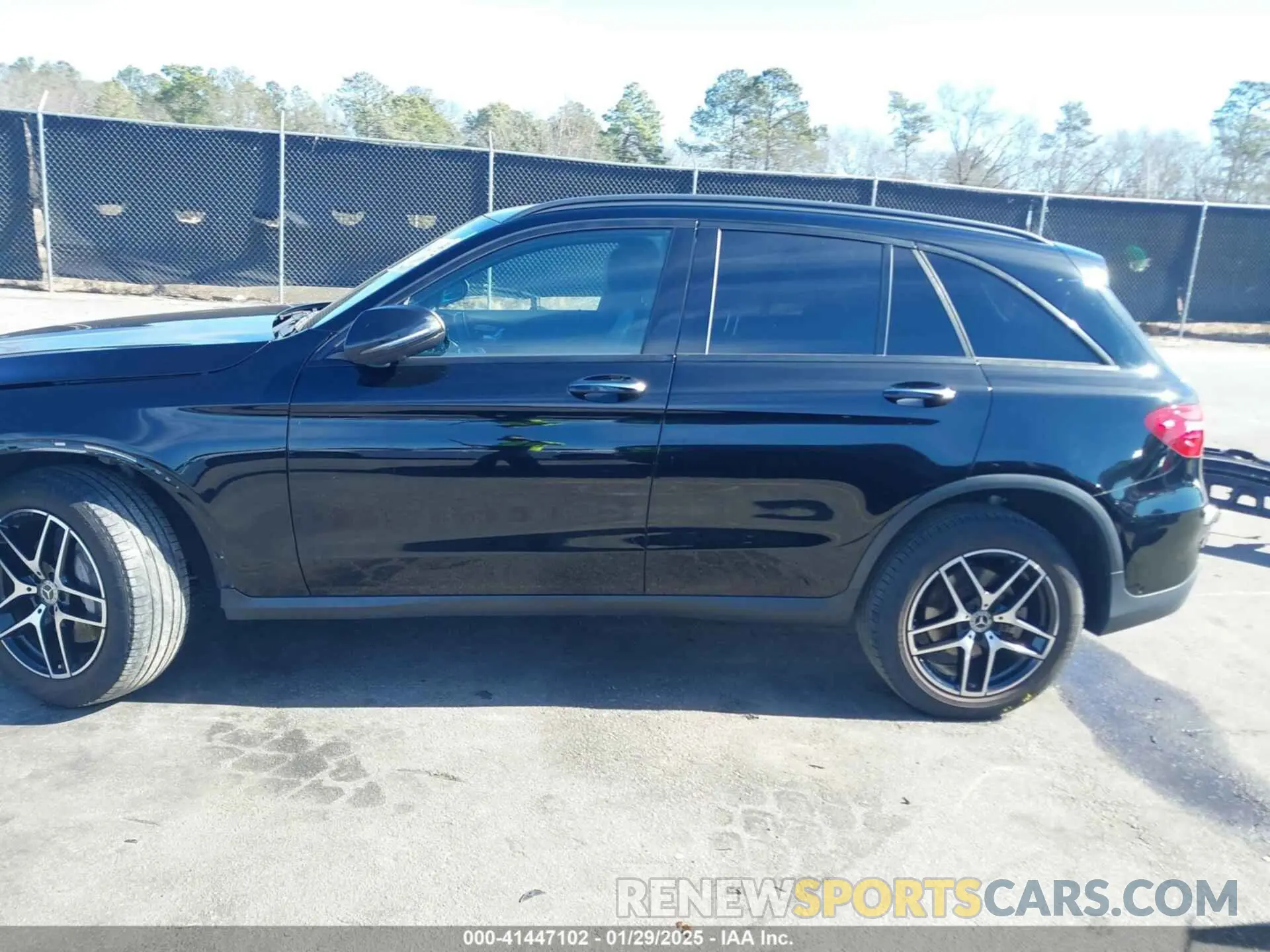 15 Фотография поврежденного автомобиля WDC0G4JB4KV160045 MERCEDES-BENZ GLC 300 2019