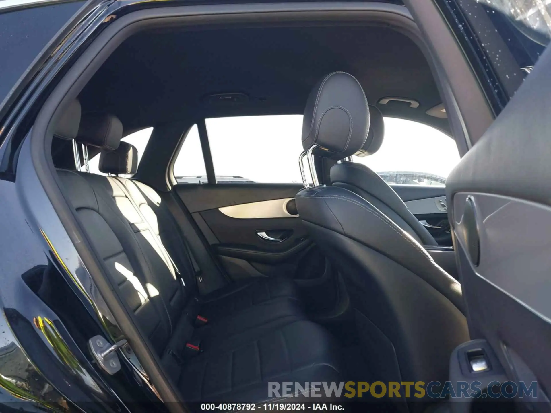 8 Photograph of a damaged car WDC0G4JB6KV145868 MERCEDES-BENZ GLC 300 2019