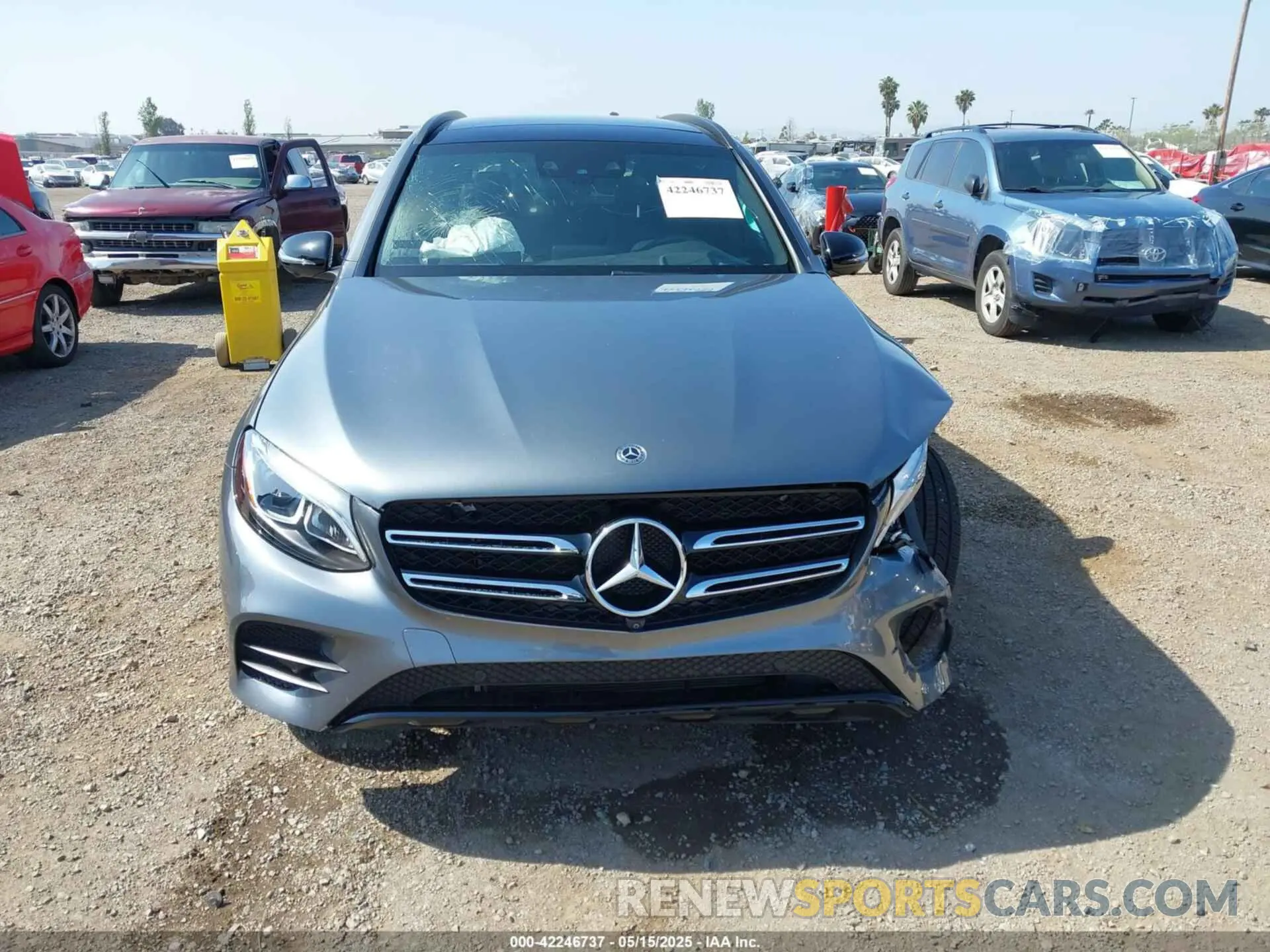 12 Photograph of a damaged car WDC0G4JB7KF600401 MERCEDES-BENZ GLC 300 2019