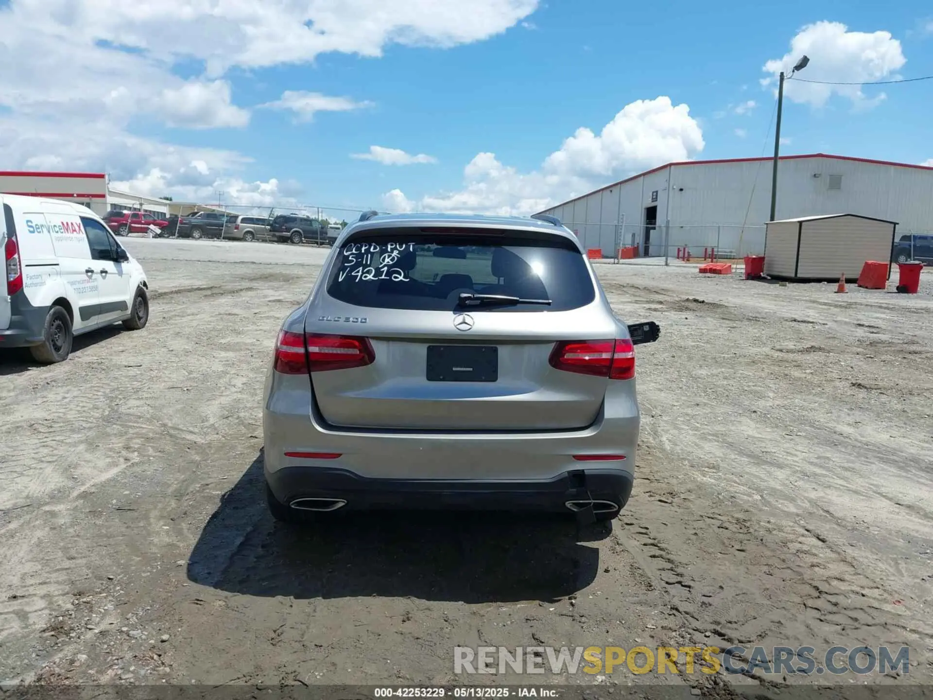 16 Photograph of a damaged car WDC0G4JB7KV184212 MERCEDES-BENZ GLC 300 2019
