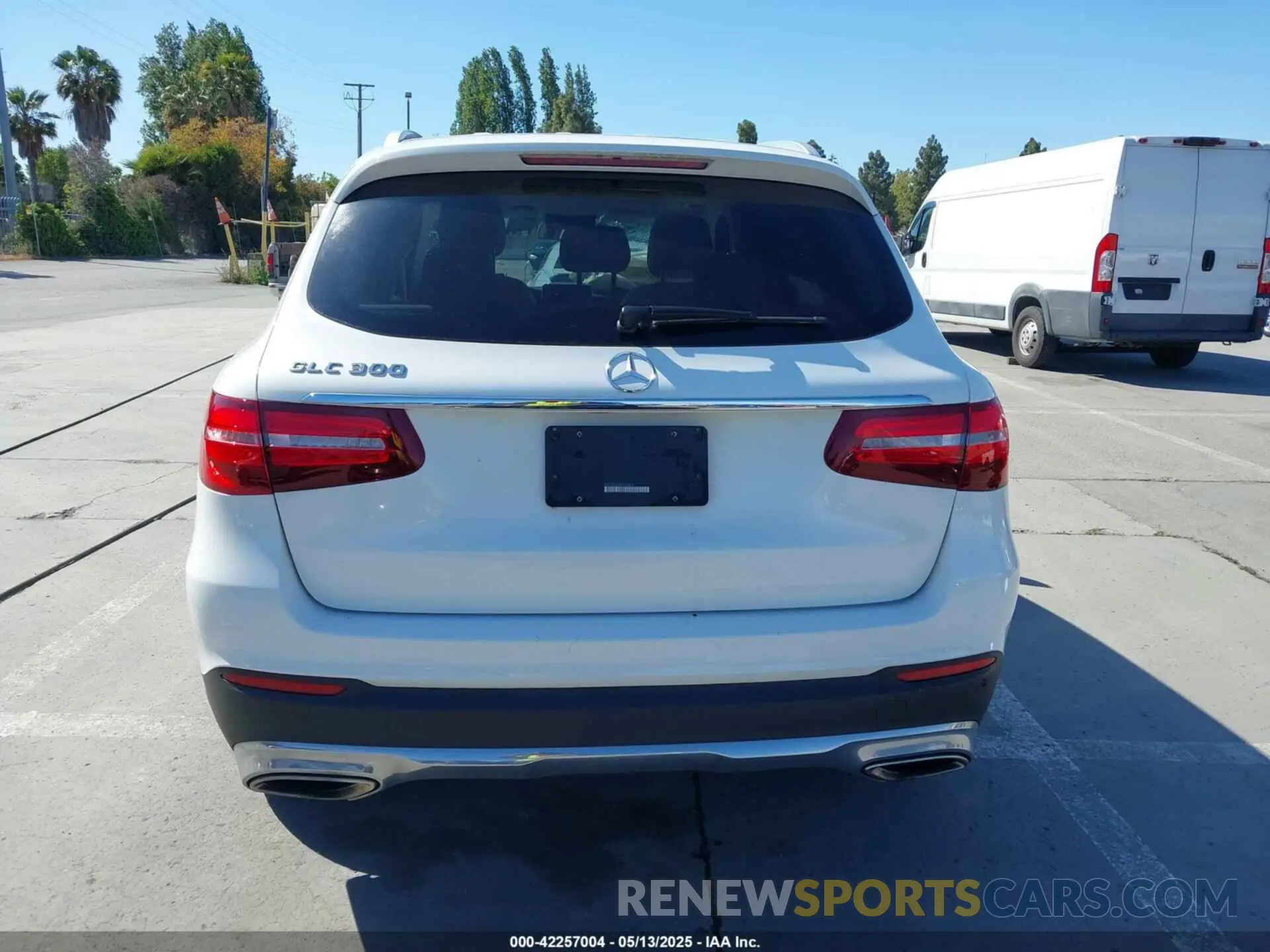 16 Photograph of a damaged car WDC0G4JB9K1000816 MERCEDES-BENZ GLC 300 2019