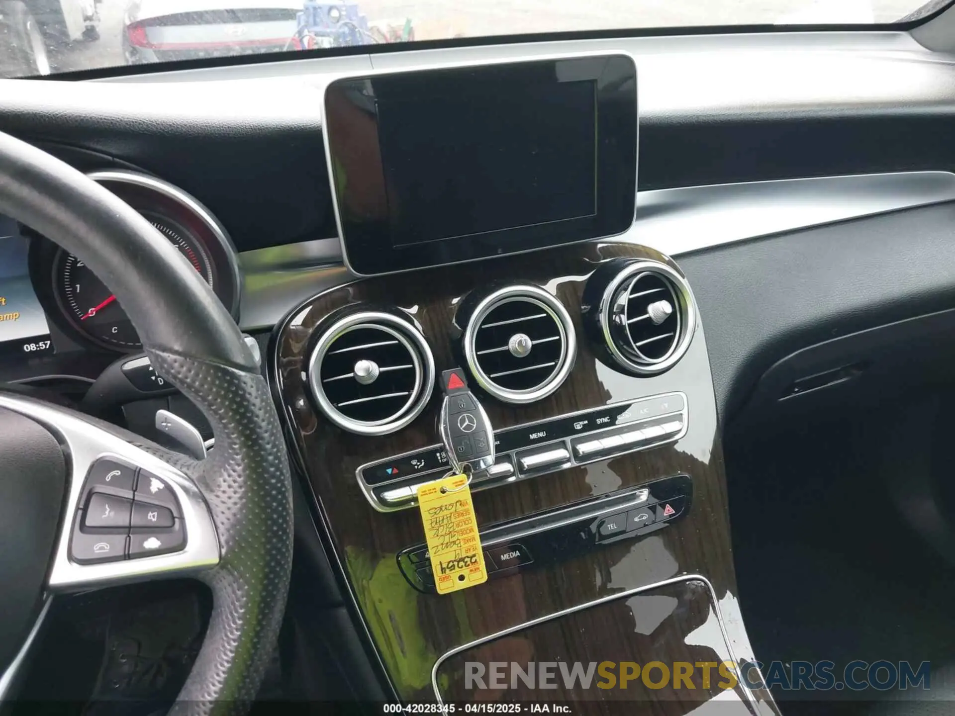 11 Фотография поврежденного автомобиля WDC0G4JB9KV123914 MERCEDES-BENZ GLC 300 2019