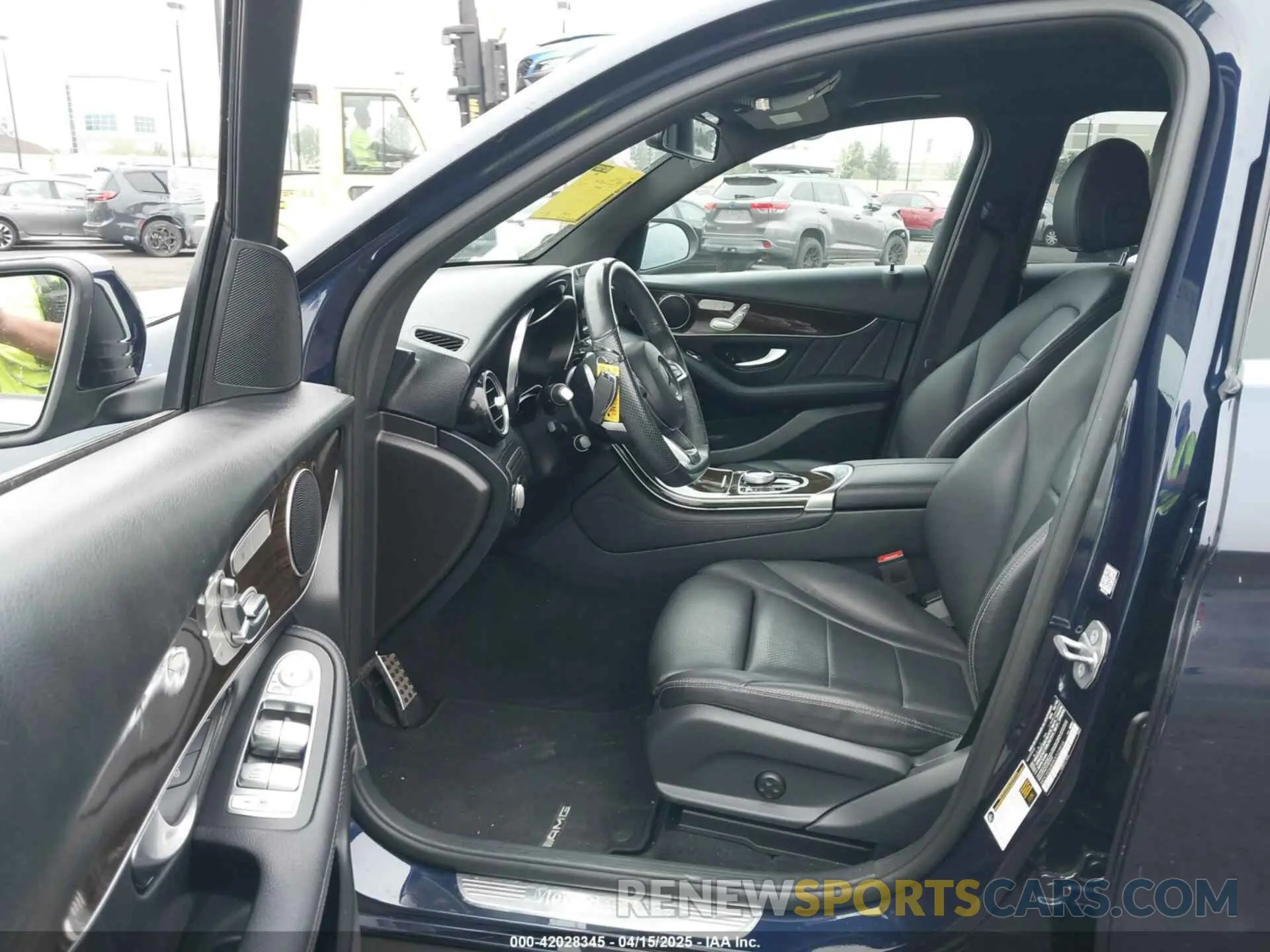 5 Фотография поврежденного автомобиля WDC0G4JB9KV123914 MERCEDES-BENZ GLC 300 2019
