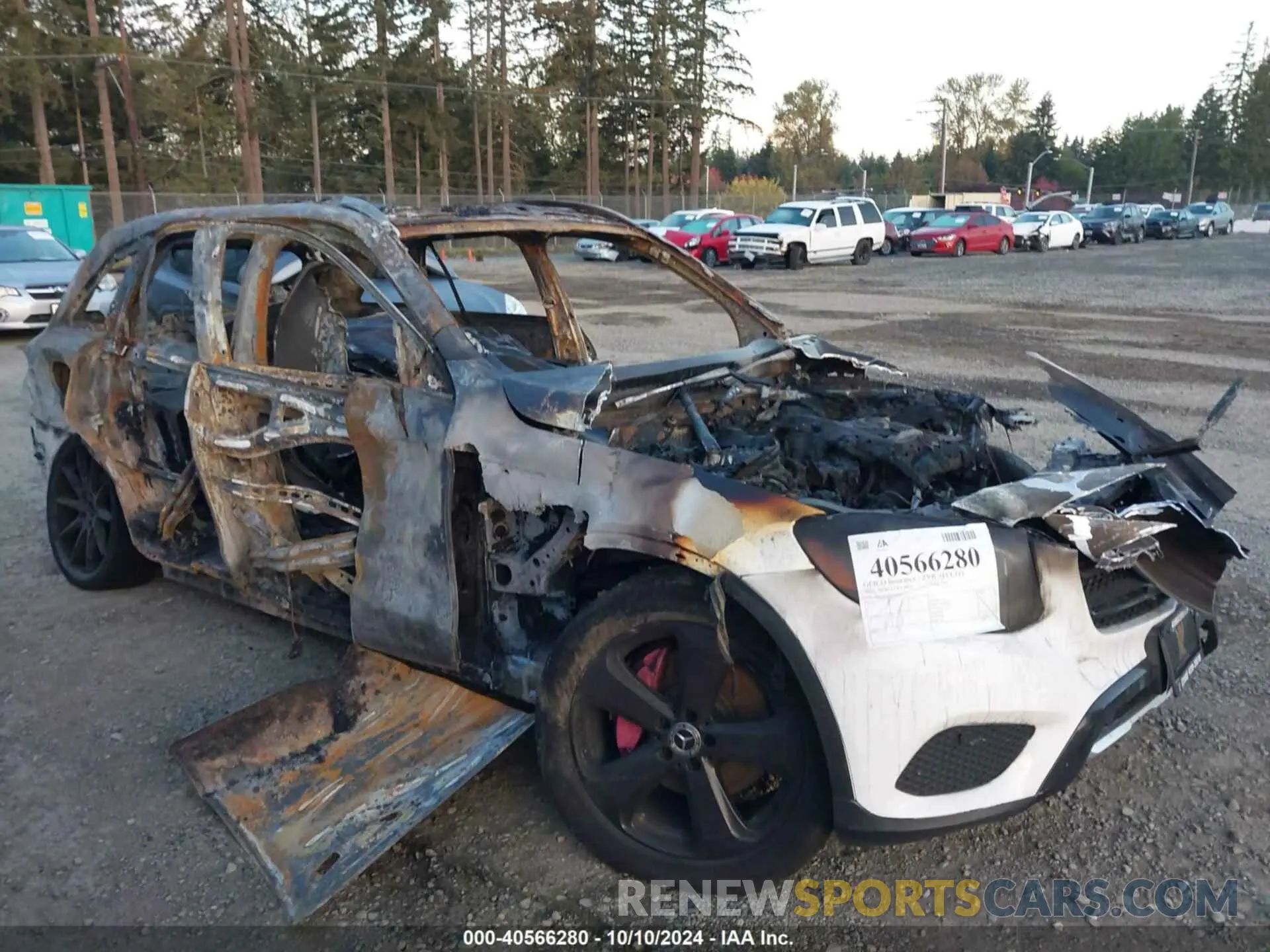 14 Photograph of a damaged car WDC0G4KB1KF611943 MERCEDES-BENZ GLC 300 2019