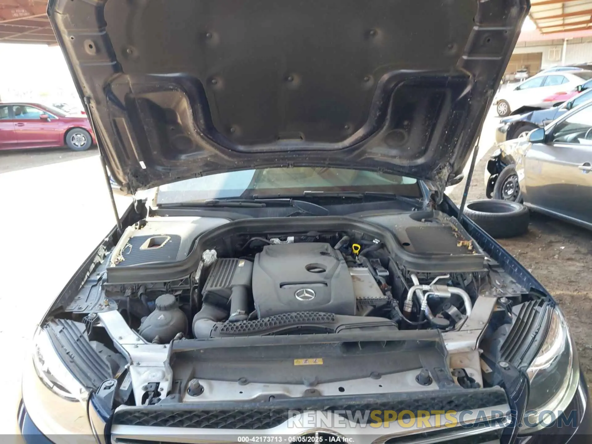 10 Photograph of a damaged car WDC0G4KB1KV195835 MERCEDES-BENZ GLC 300 2019