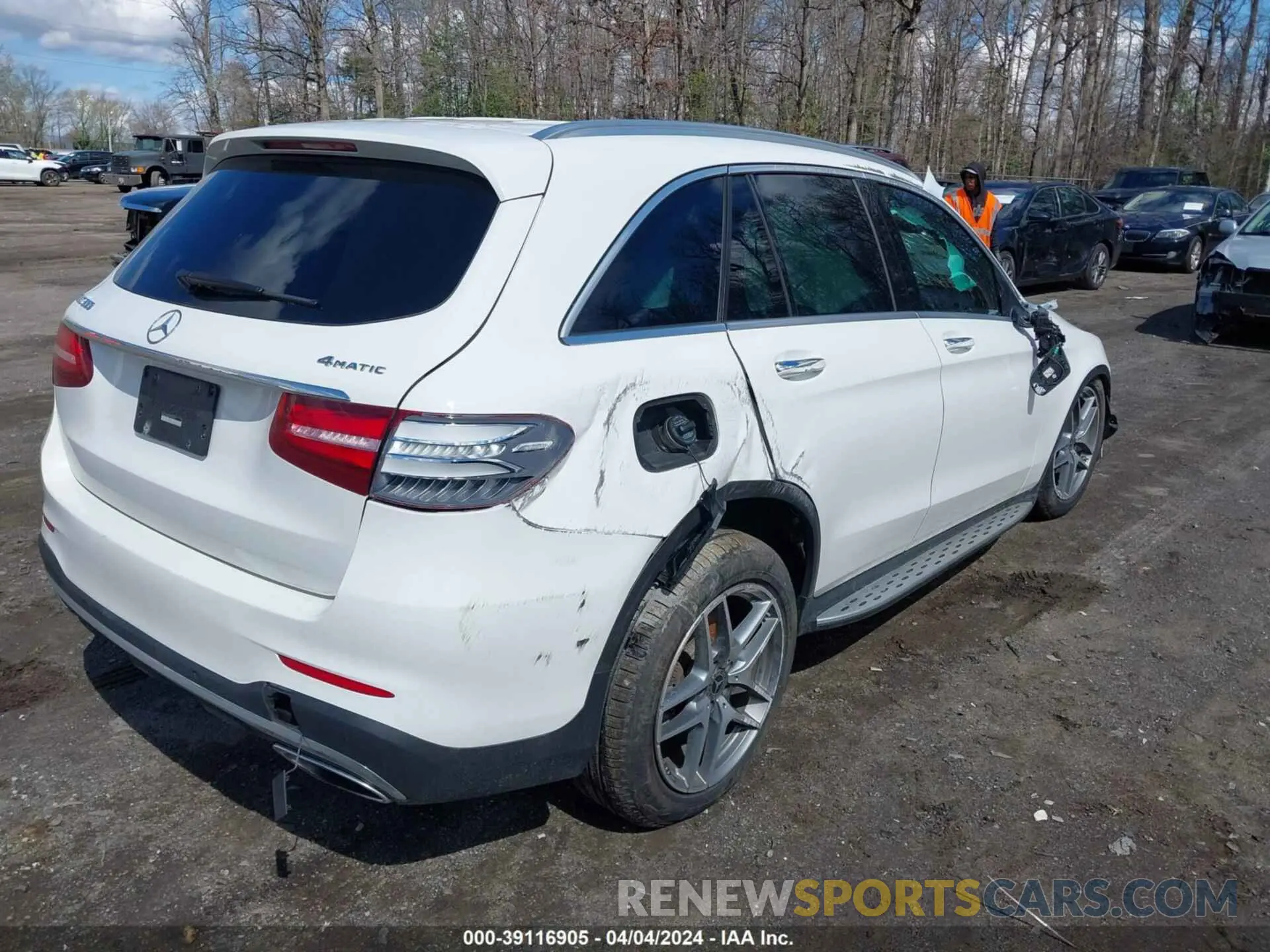 4 Фотография поврежденного автомобиля WDC0G4KB3KV189602 MERCEDES-BENZ GLC 300 2019