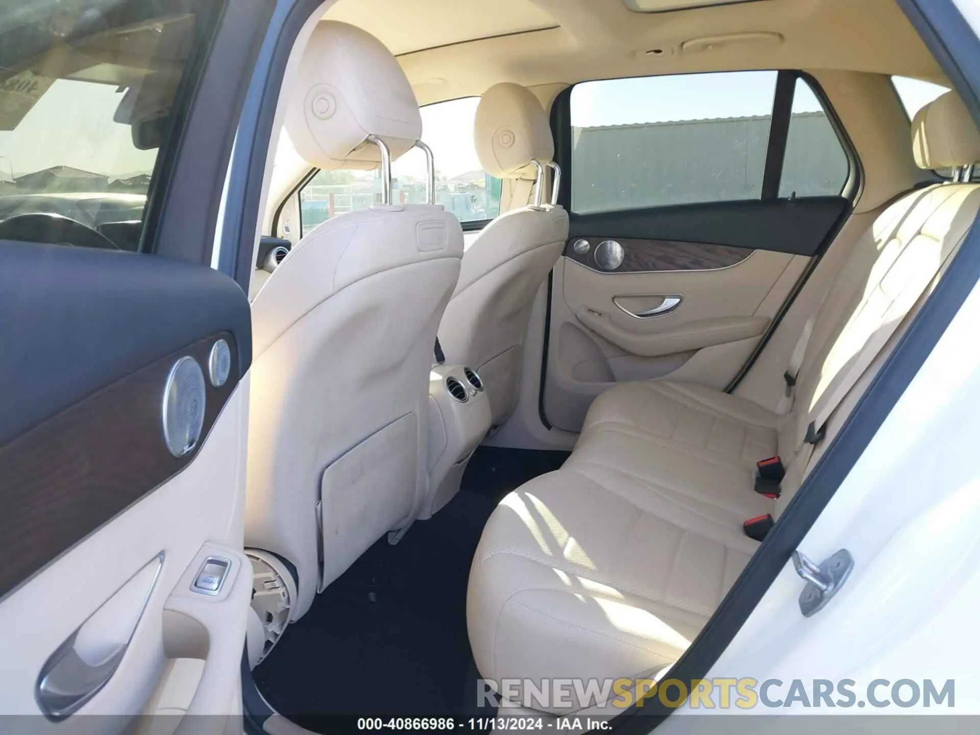 8 Фотография поврежденного автомобиля WDC0G4KB4KV167768 MERCEDES-BENZ GLC 300 2019