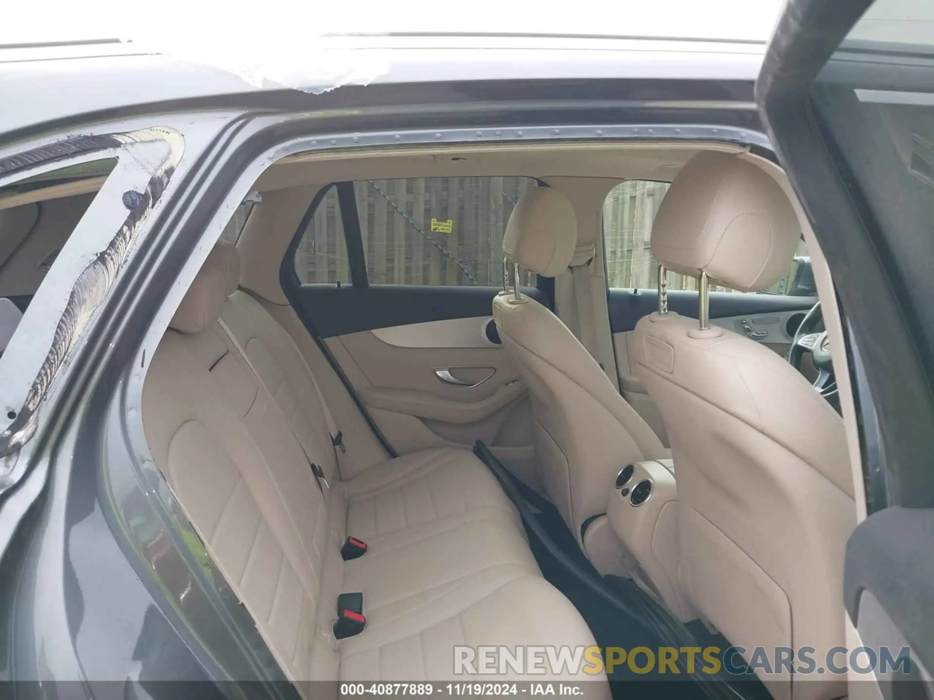 8 Фотография поврежденного автомобиля WDC0G4KB5KV156889 MERCEDES-BENZ GLC 300 2019