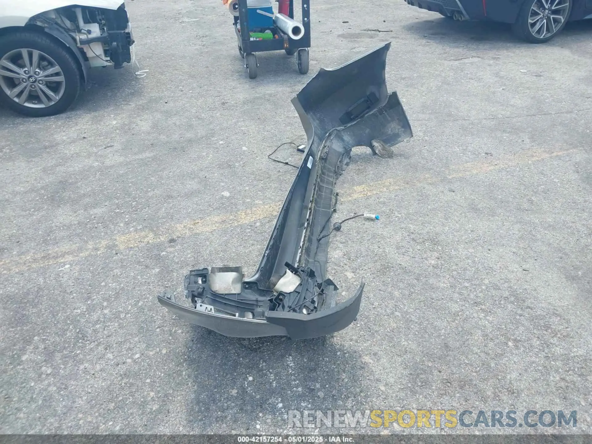 12 Photograph of a damaged car WDC0G4KB7KV120167 MERCEDES-BENZ GLC 300 2019