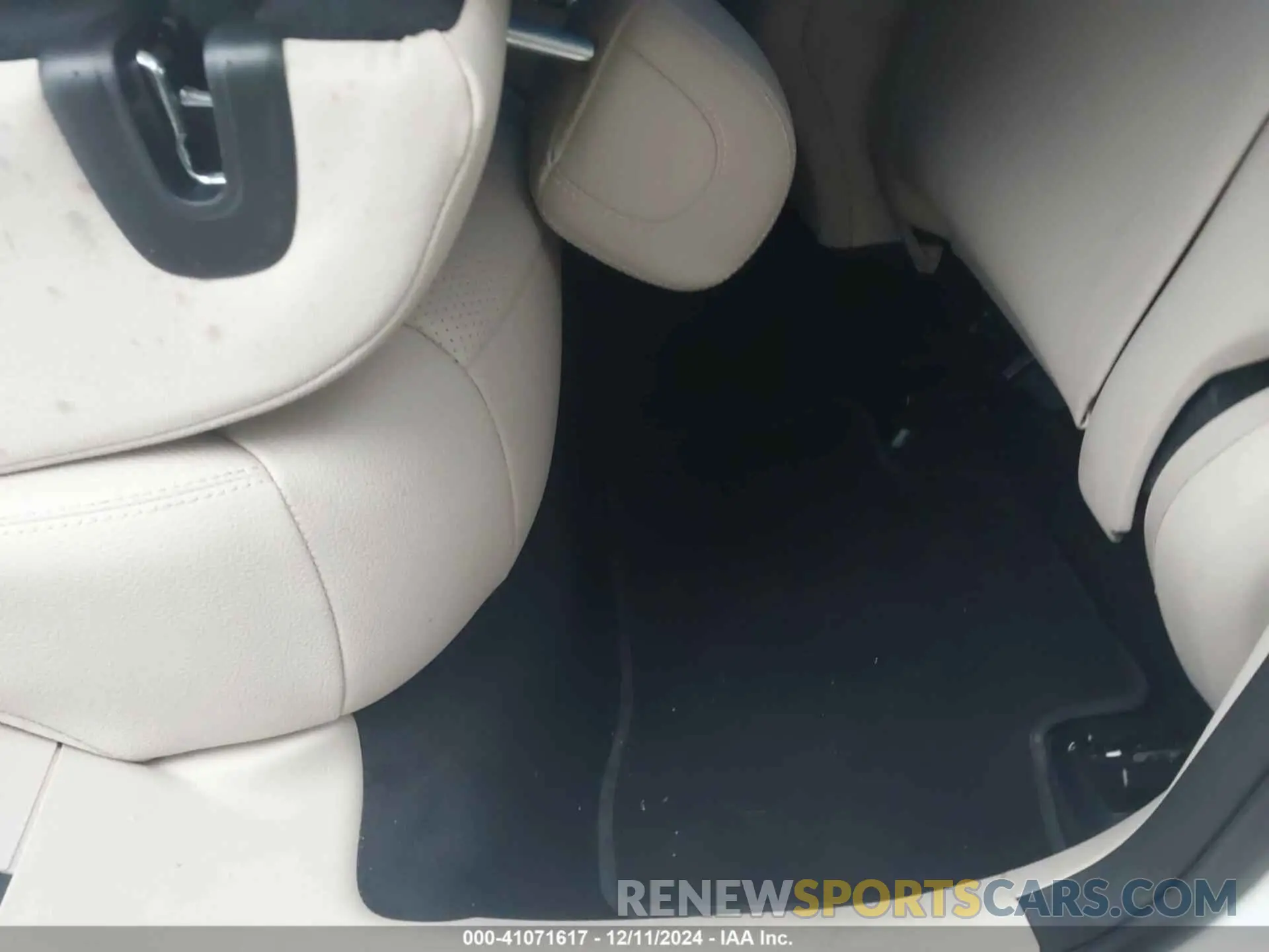 8 Фотография поврежденного автомобиля WDC0G4KB7KV182927 MERCEDES-BENZ GLC 300 2019