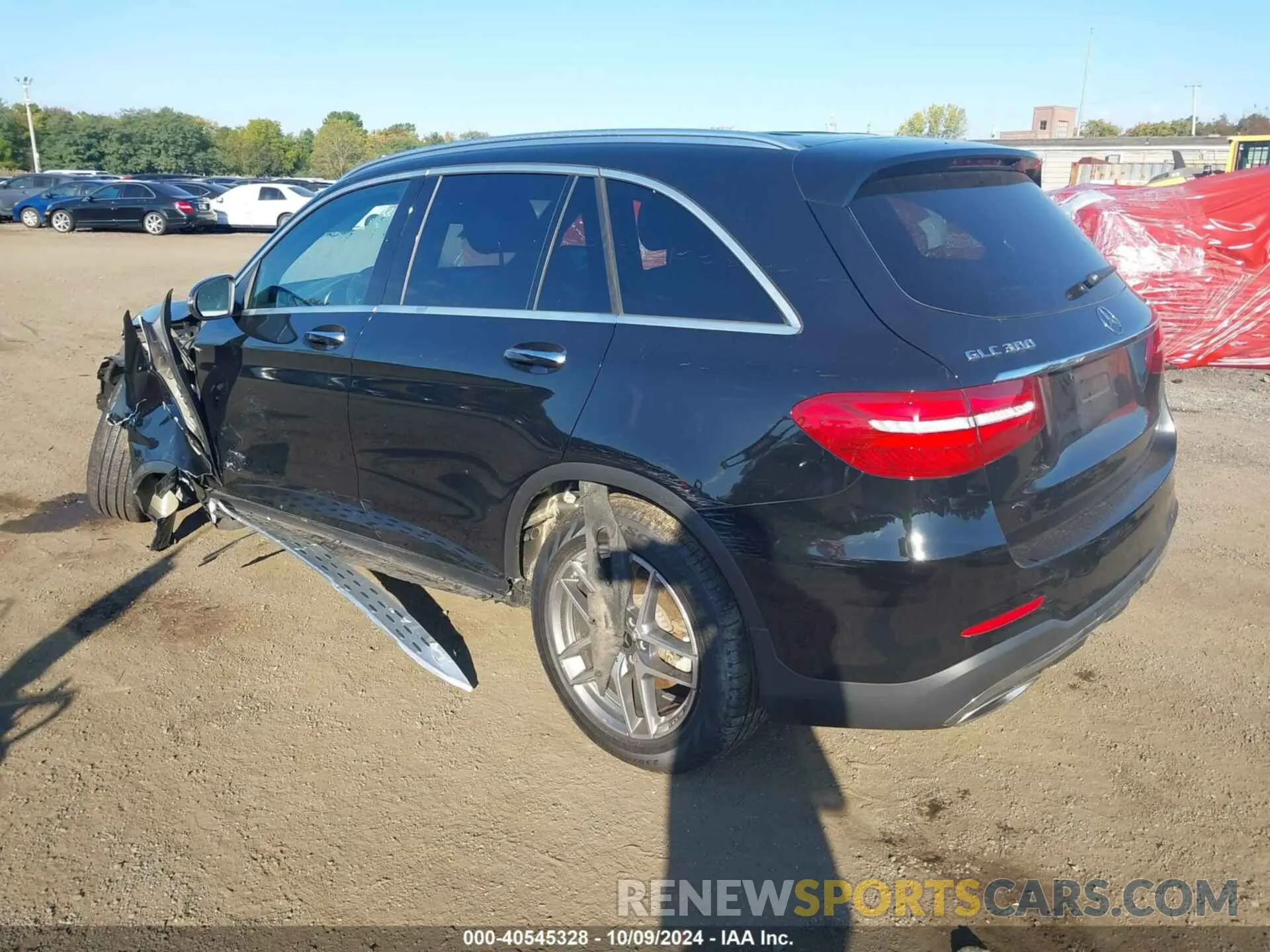 3 Photograph of a damaged car WDC0G4KB9KF668990 MERCEDES-BENZ GLC 300 2019