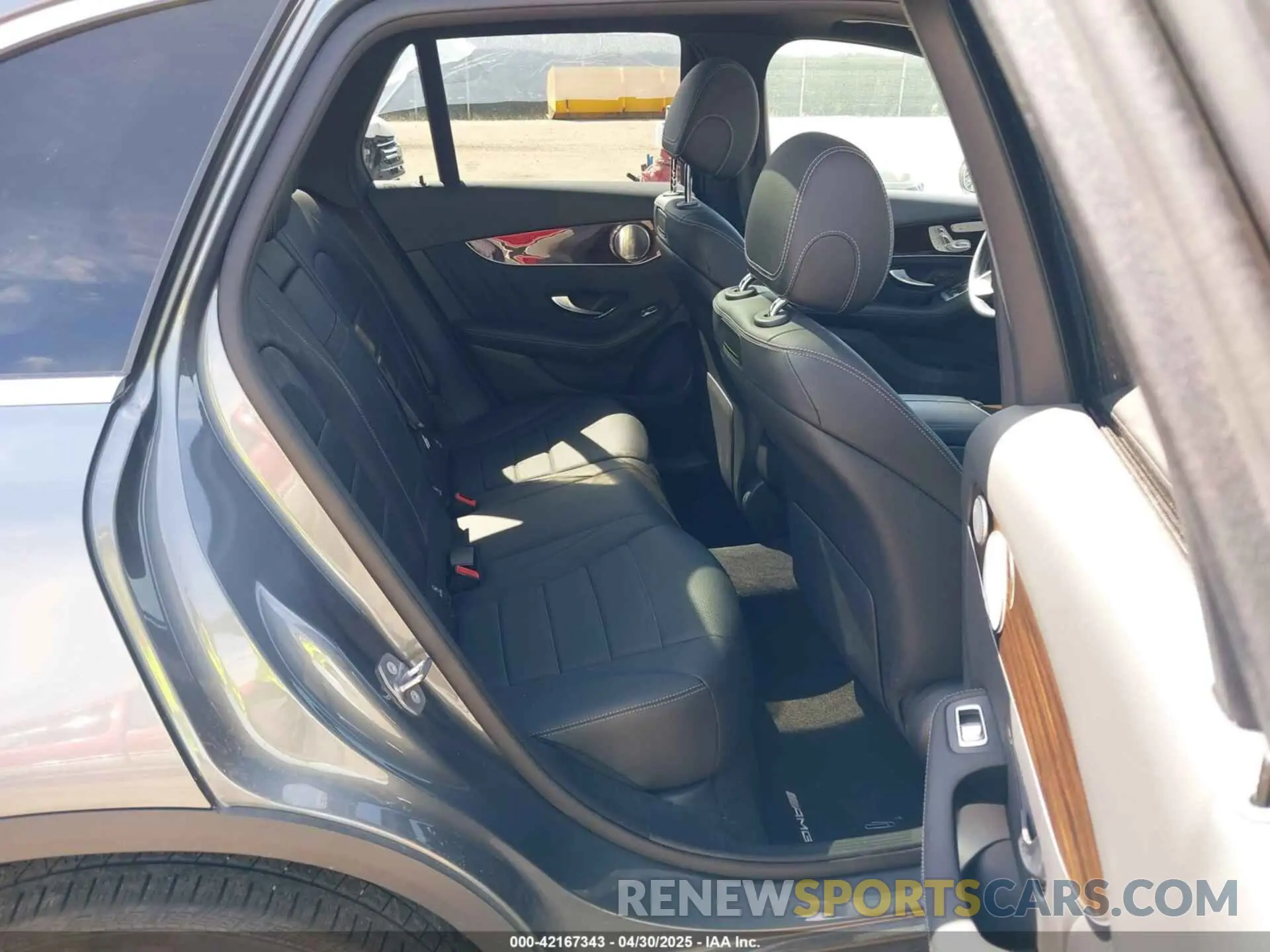 8 Фотография поврежденного автомобиля WDC0G4KB9KV147354 MERCEDES-BENZ GLC 300 2019