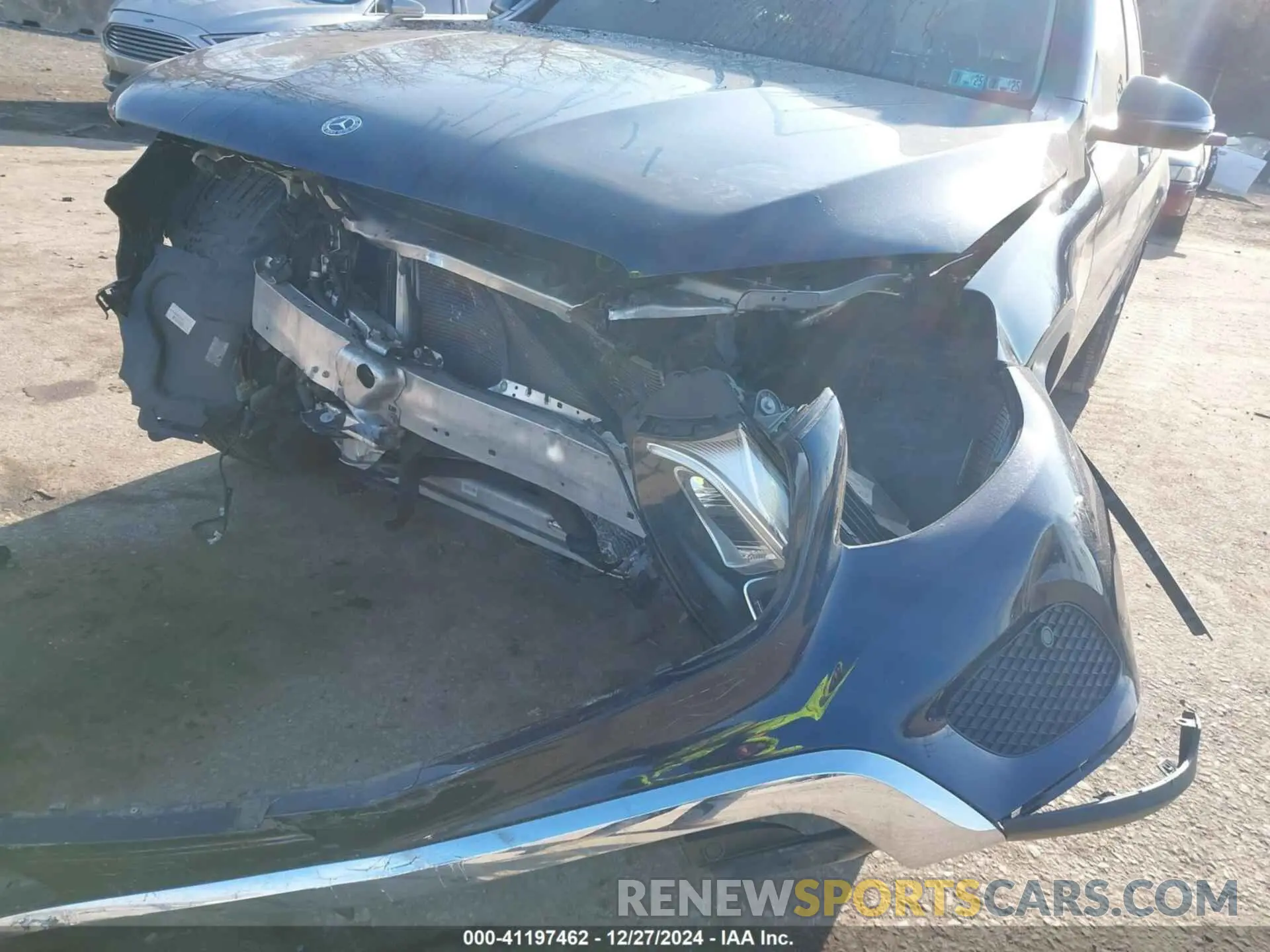 16 Photograph of a damaged car WDC0G4KBXKF637134 MERCEDES-BENZ GLC 300 2019