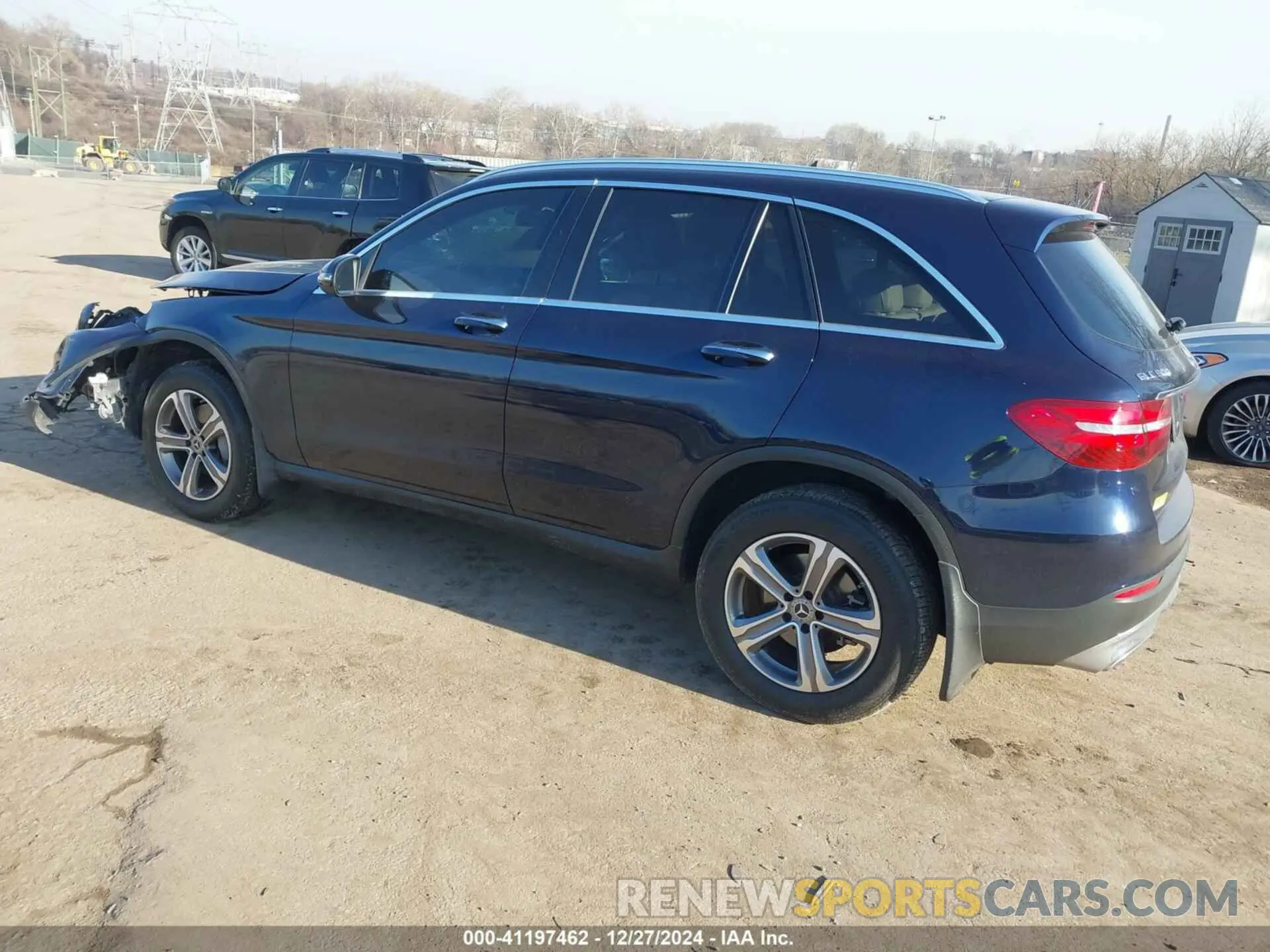 3 Photograph of a damaged car WDC0G4KBXKF637134 MERCEDES-BENZ GLC 300 2019