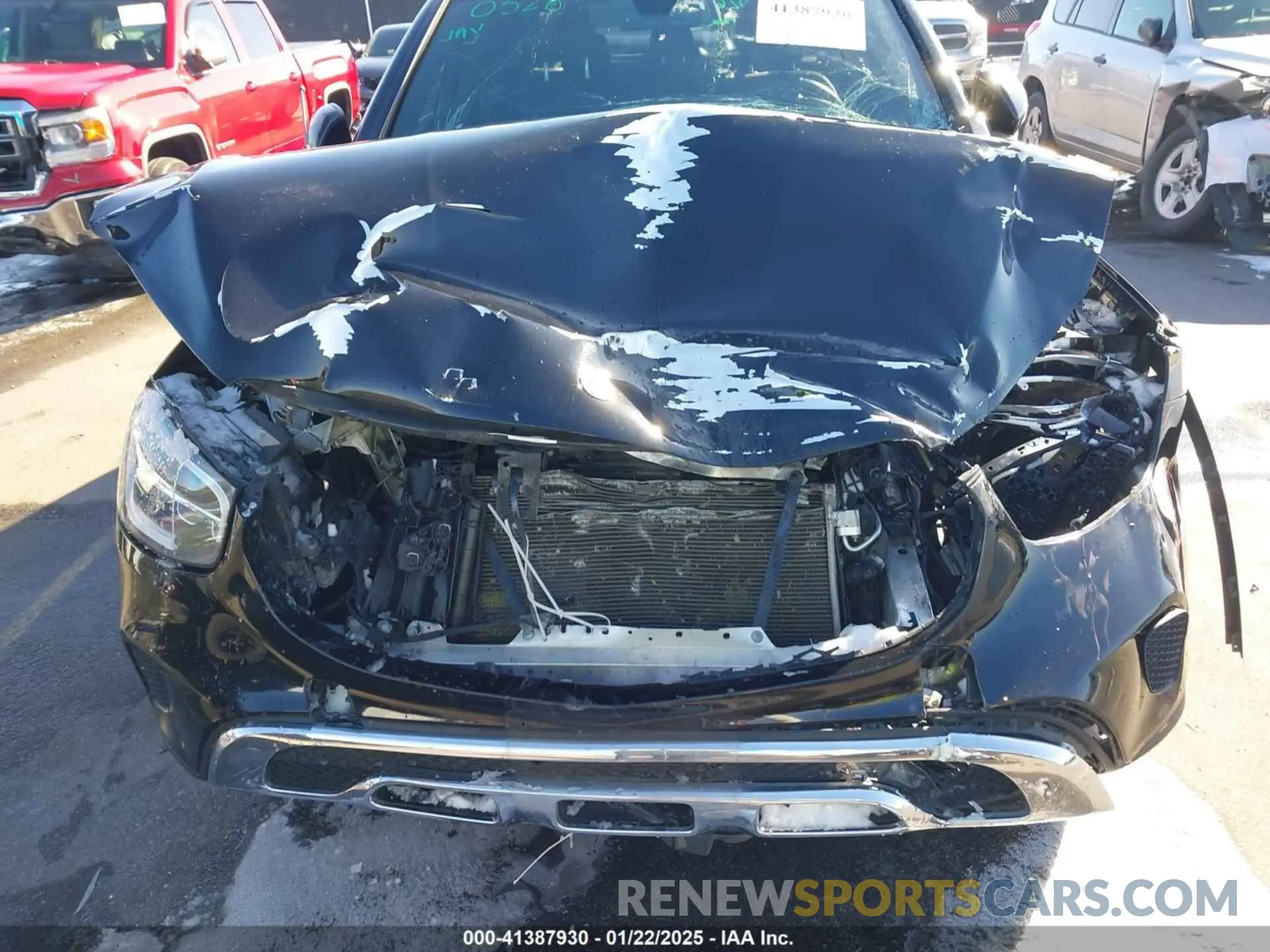 6 Фотография поврежденного автомобиля W1N0G8DB0LF766066 MERCEDES-BENZ GLC 300 2020