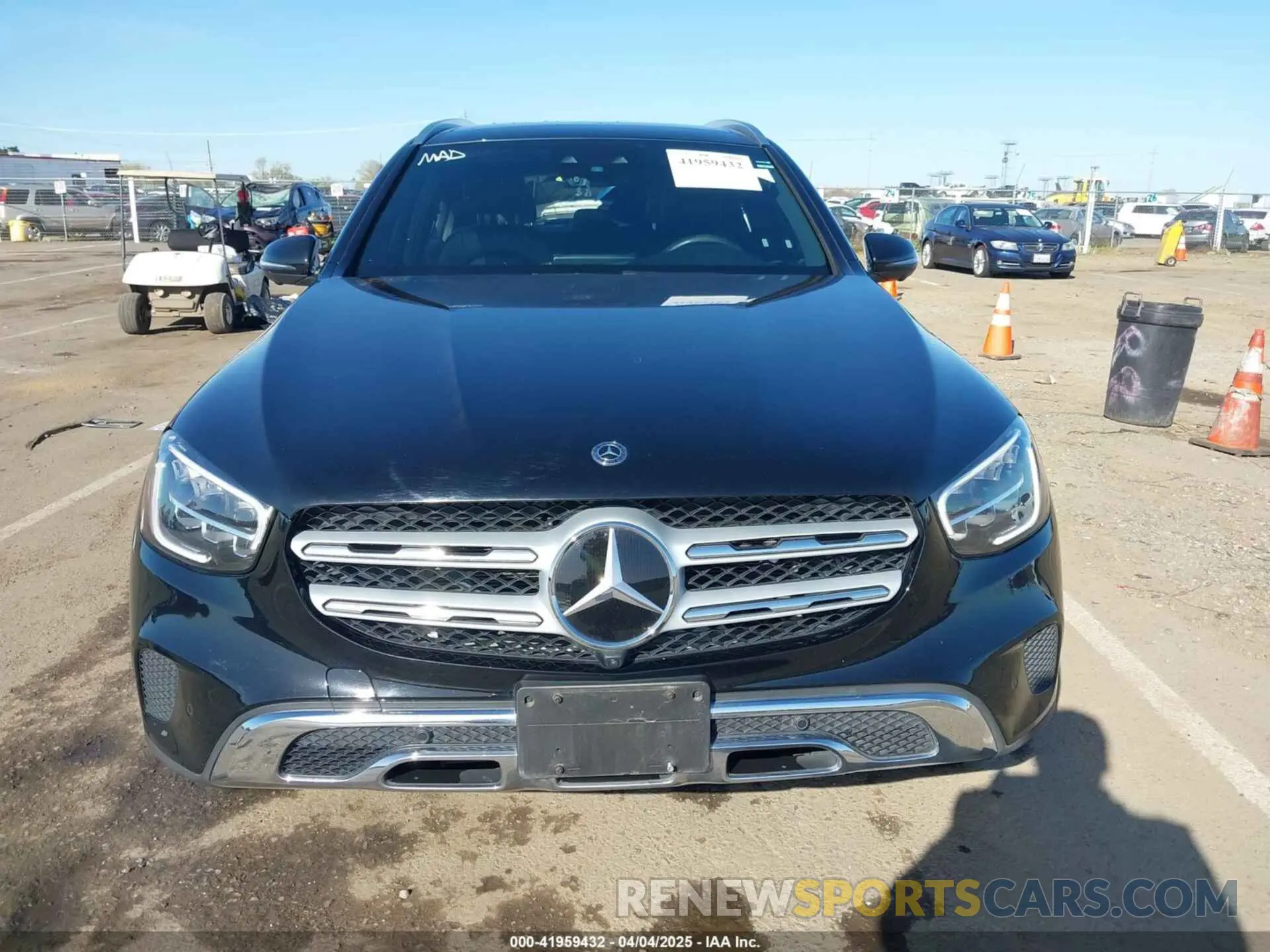 12 Photograph of a damaged car W1N0G8DB2LF840569 MERCEDES-BENZ GLC 300 2020