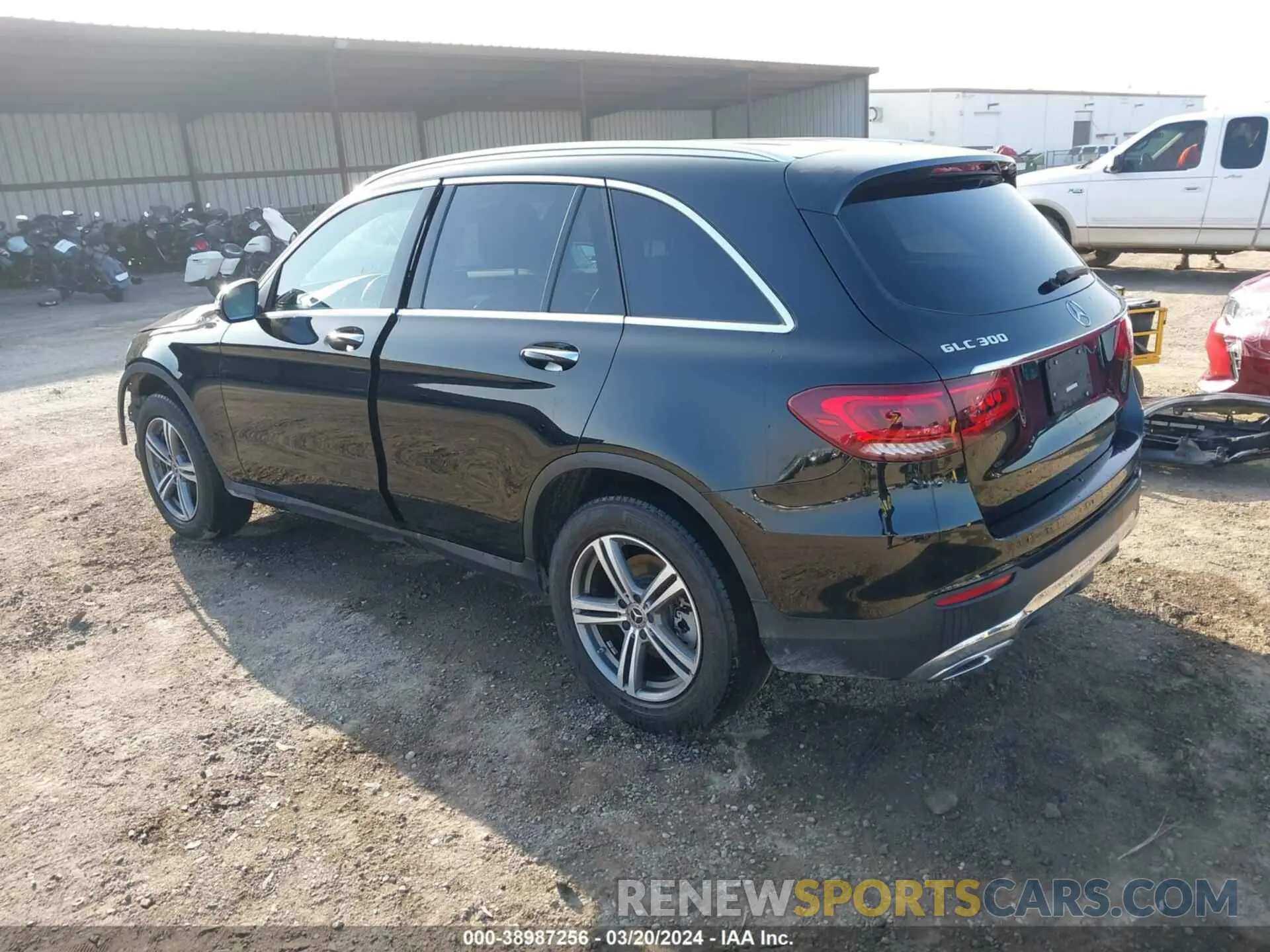 3 Photograph of a damaged car W1N0G8DB2LV255559 MERCEDES-BENZ GLC 300 2020