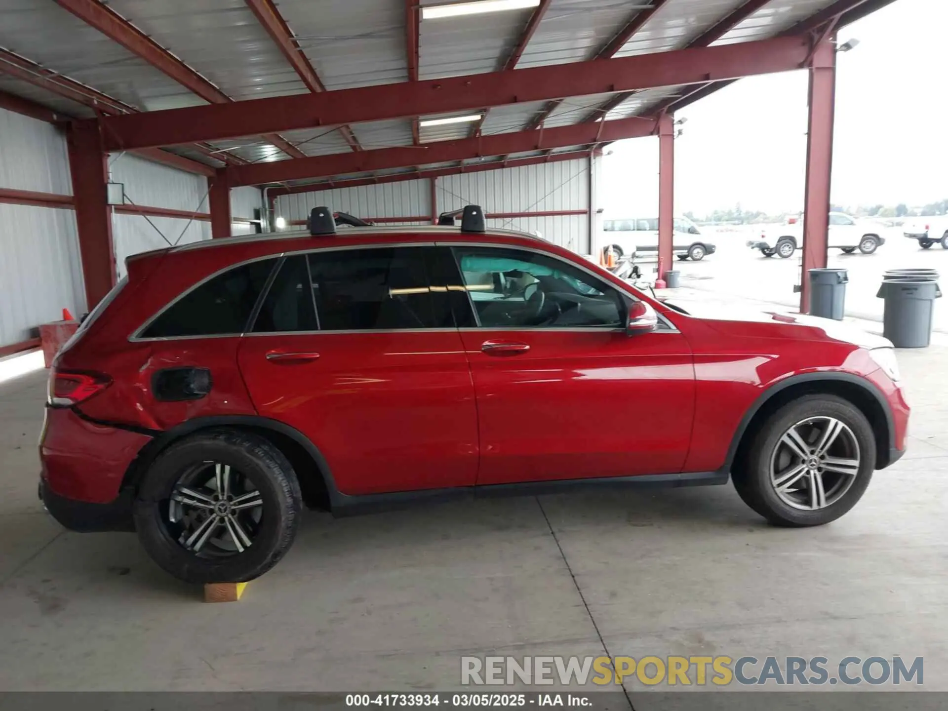 13 Photograph of a damaged car W1N0G8EB0LF852363 MERCEDES-BENZ GLC 300 2020