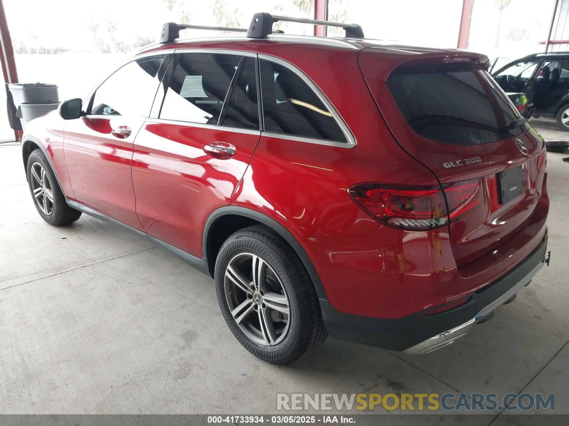 3 Photograph of a damaged car W1N0G8EB0LF852363 MERCEDES-BENZ GLC 300 2020