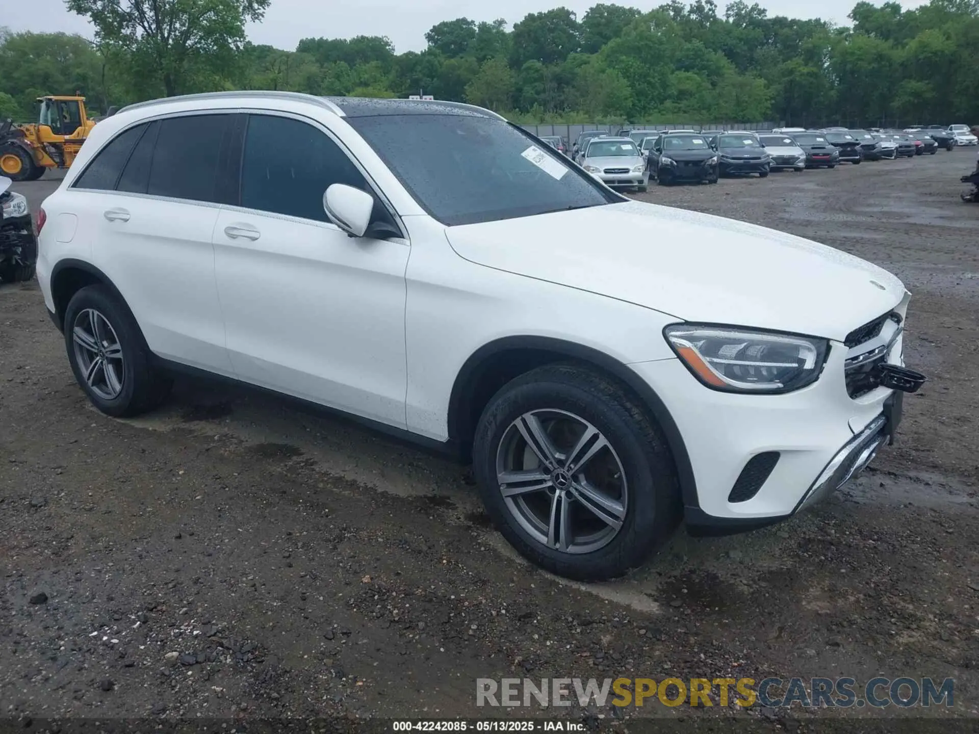 1 Фотография поврежденного автомобиля W1N0G8EB3LF813010 MERCEDES-BENZ GLC 300 2020
