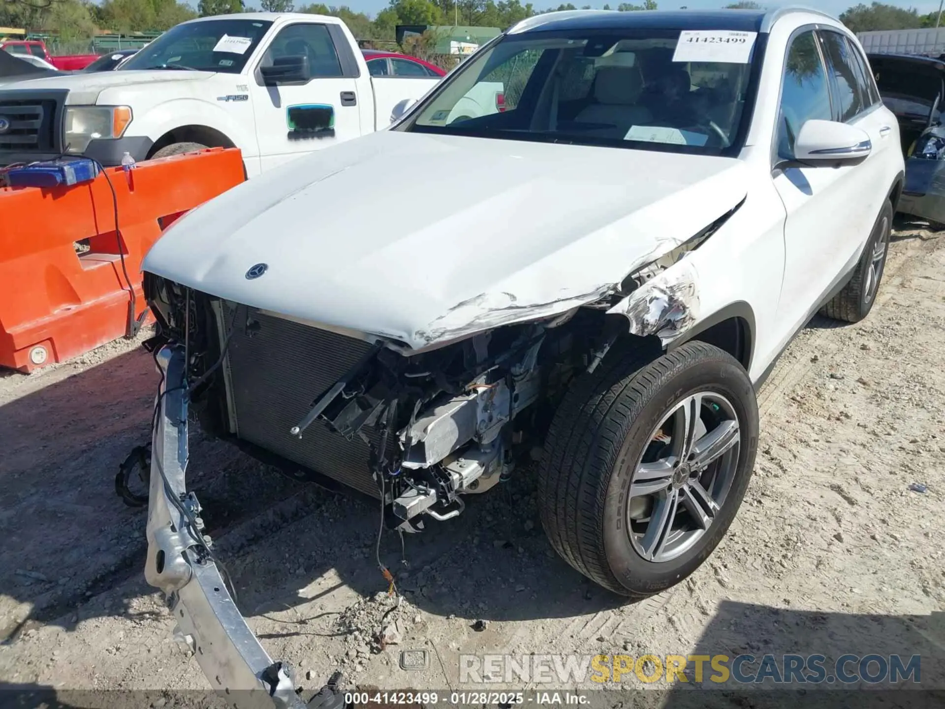 19 Фотография поврежденного автомобиля W1N0G8EB8LF763740 MERCEDES-BENZ GLC 300 2020