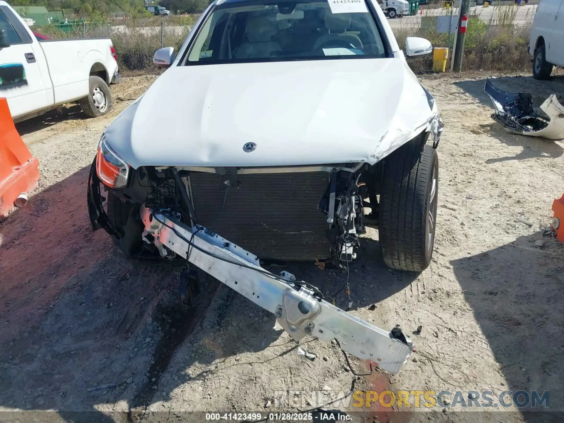 6 Фотография поврежденного автомобиля W1N0G8EB8LF763740 MERCEDES-BENZ GLC 300 2020