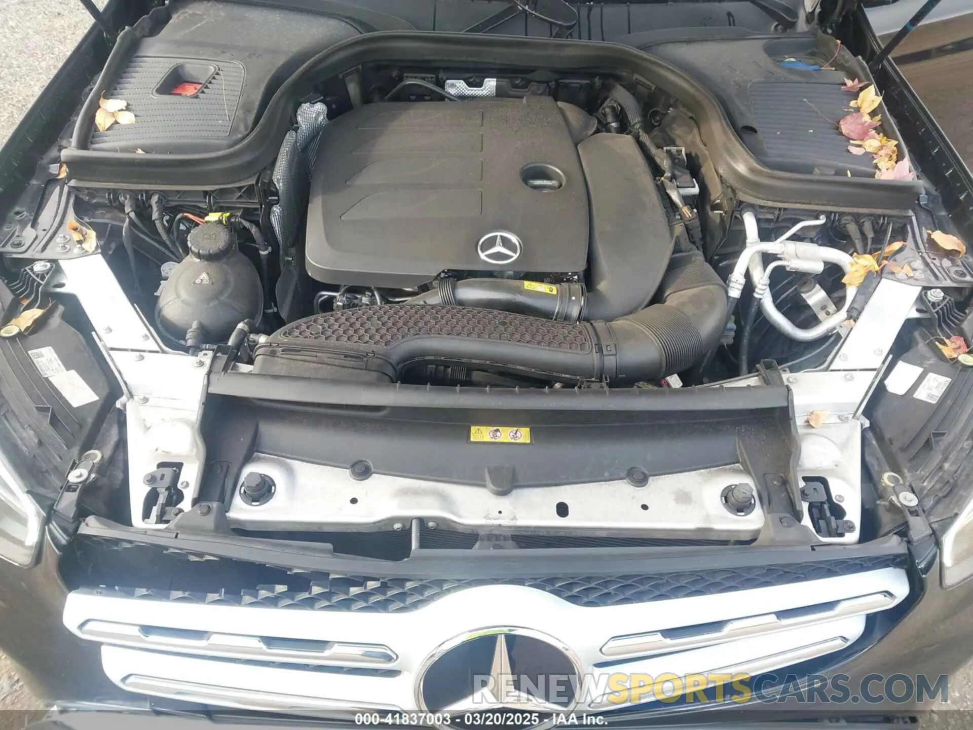 10 Photograph of a damaged car W1N0G8EB8LF815416 MERCEDES-BENZ GLC 300 2020