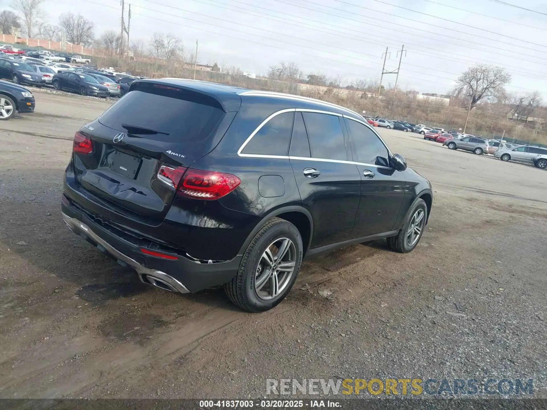 4 Photograph of a damaged car W1N0G8EB8LF815416 MERCEDES-BENZ GLC 300 2020