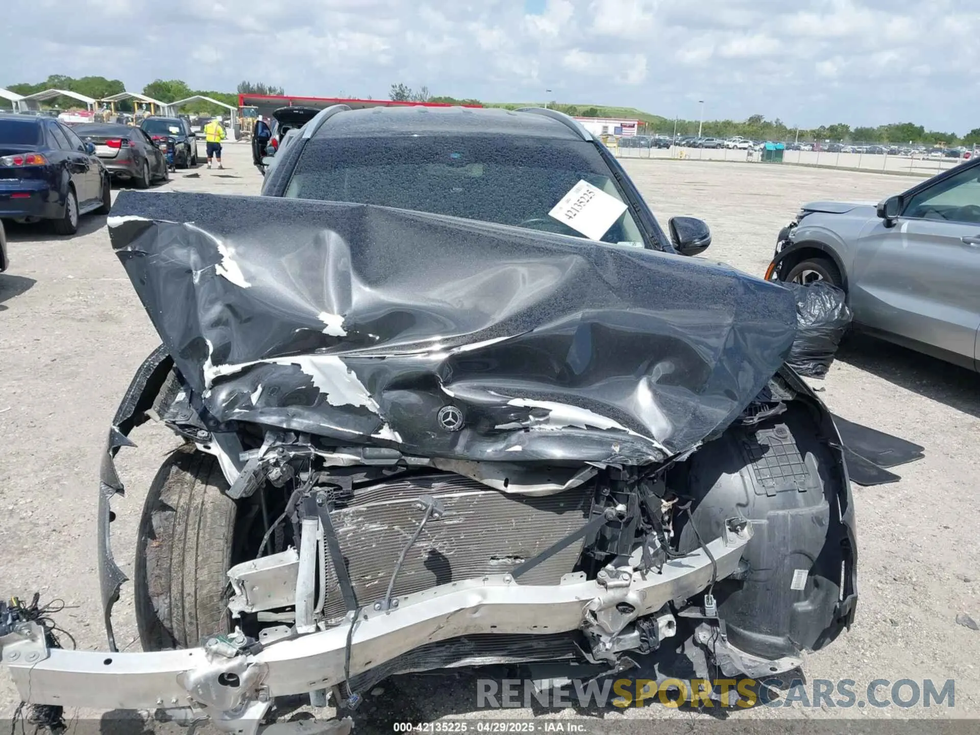 12 Photograph of a damaged car WDC0G8DB5LF715700 MERCEDES-BENZ GLC 300 2020