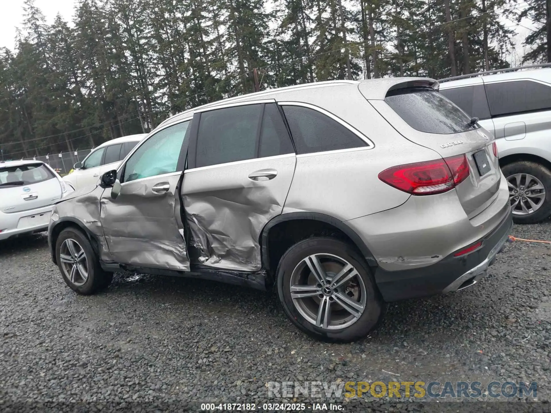 14 Фотография поврежденного автомобиля WDC0G8EB1LF744559 MERCEDES-BENZ GLC 300 2020