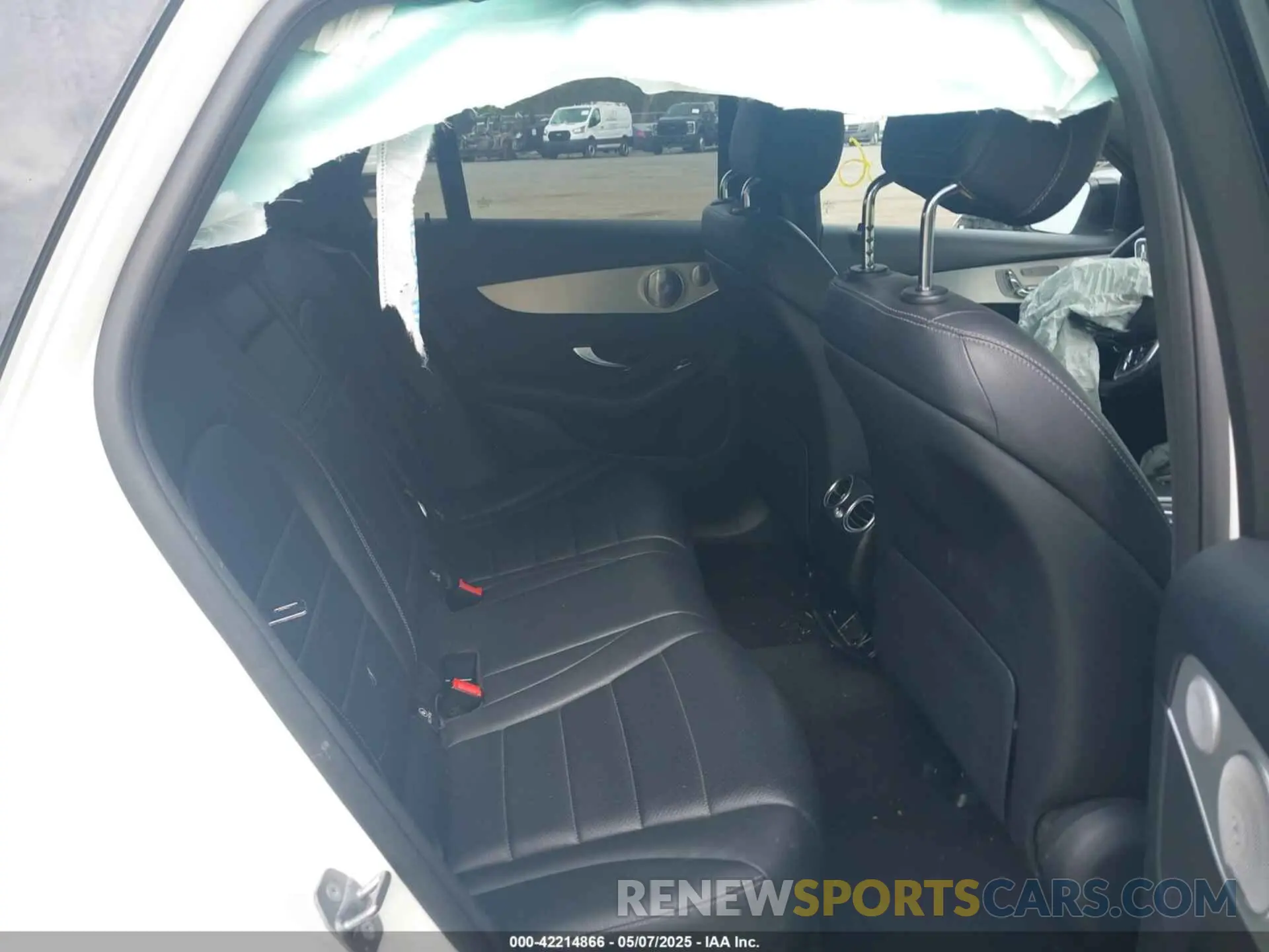 8 Фотография поврежденного автомобиля WDC0G8EB5LF723908 MERCEDES-BENZ GLC 300 2020