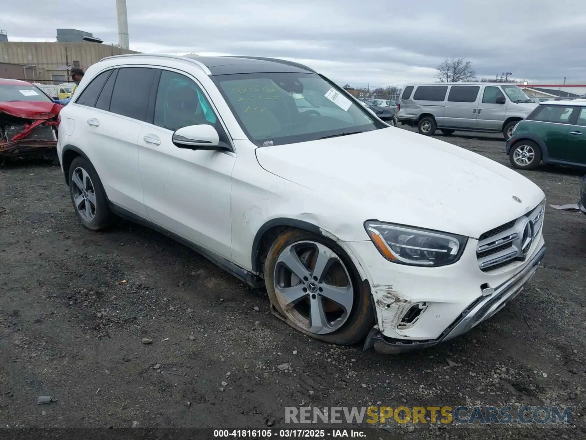 1 Photograph of a damaged car WDC0G8EB6LF743228 MERCEDES-BENZ GLC 300 2020
